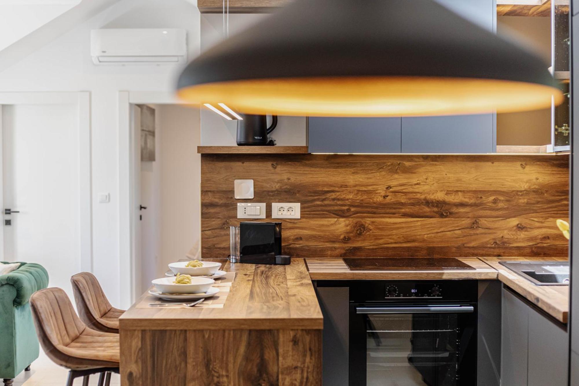 Apartment Luxury Monfrina 3 In The Old Town *