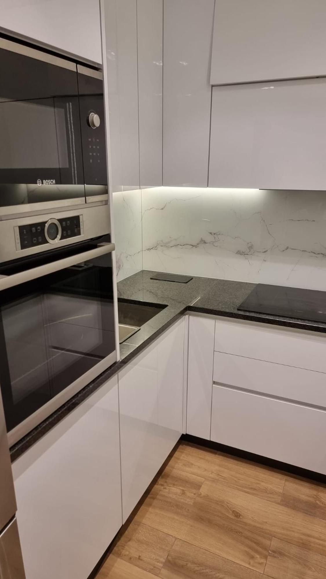 Valentin Apartment Split