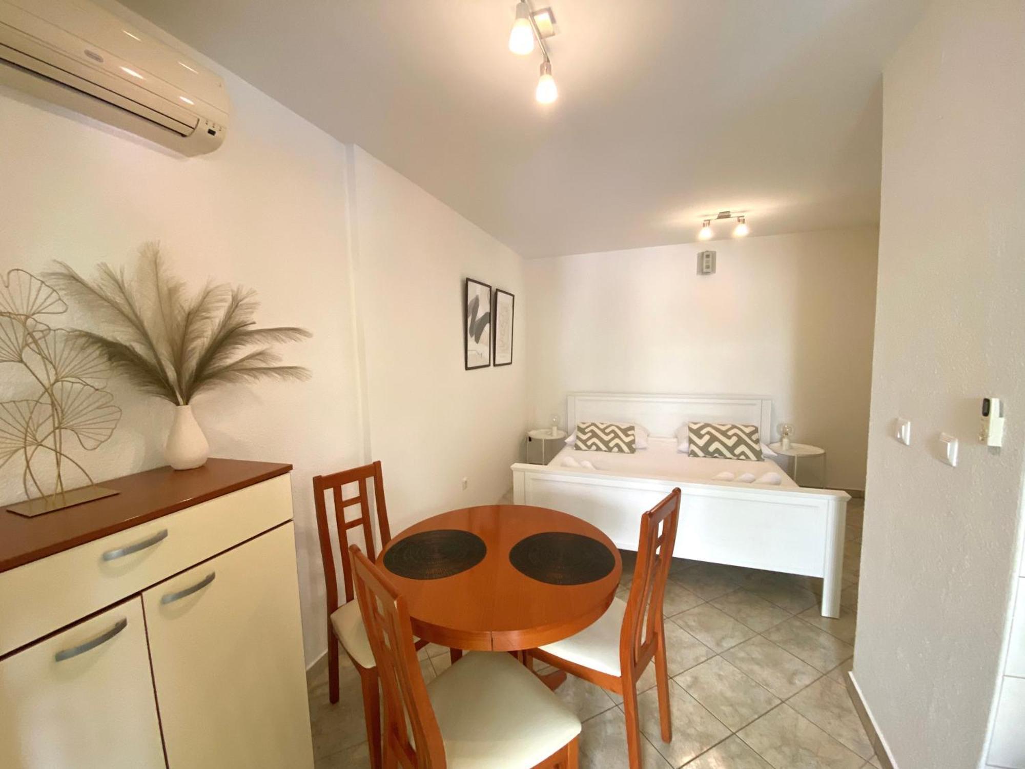 Apartment Santa Lucia *