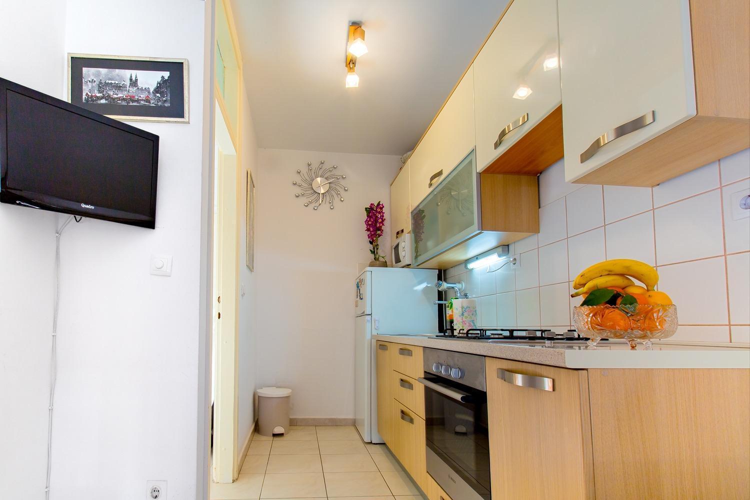 Aura Apartment *