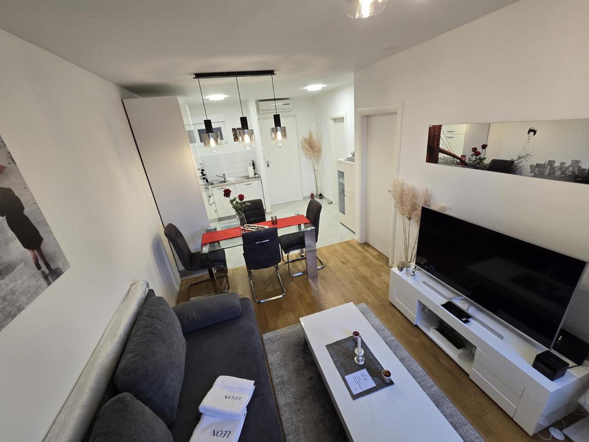 Leon Apartman *
