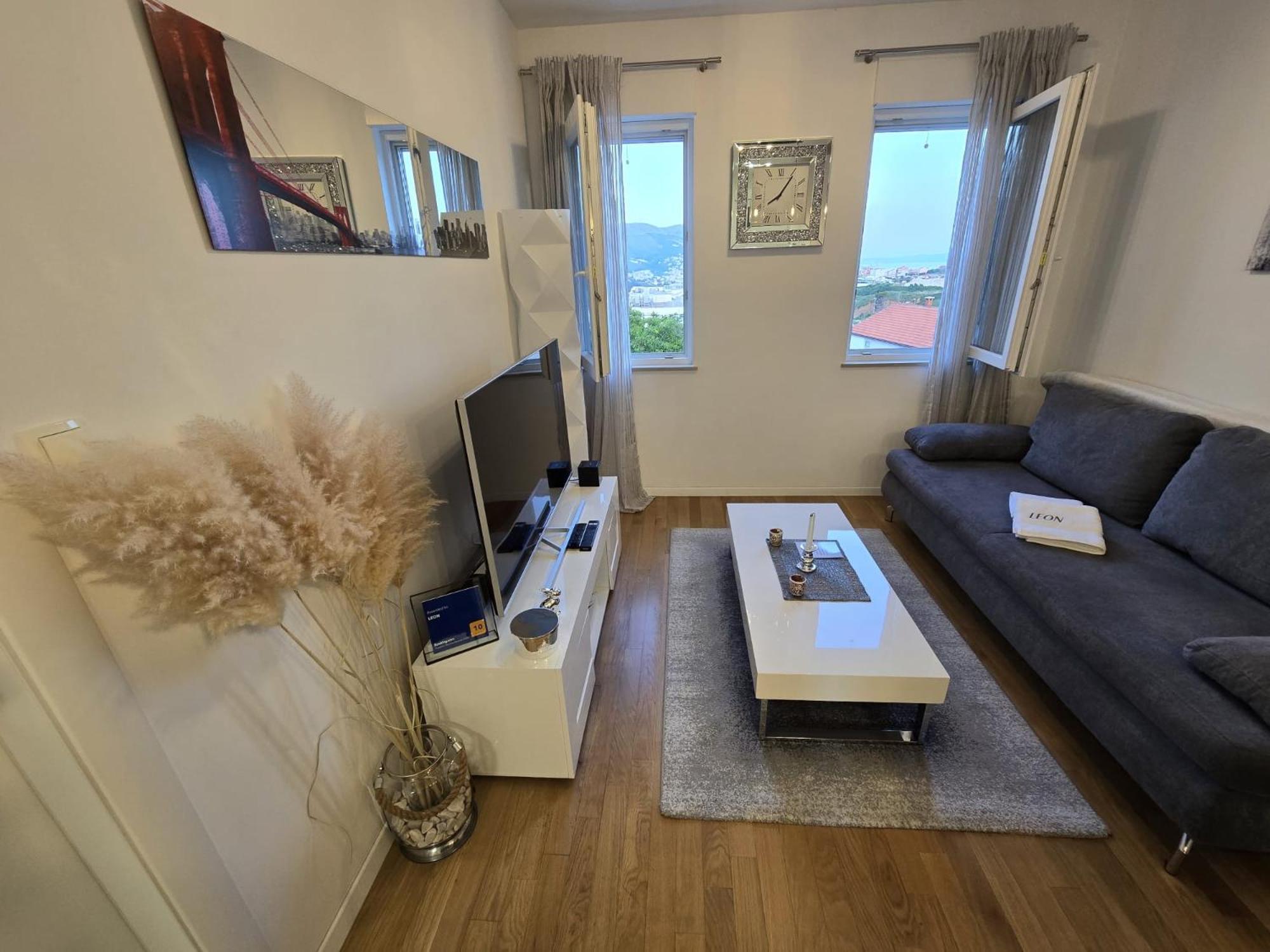 Leon Apartman *