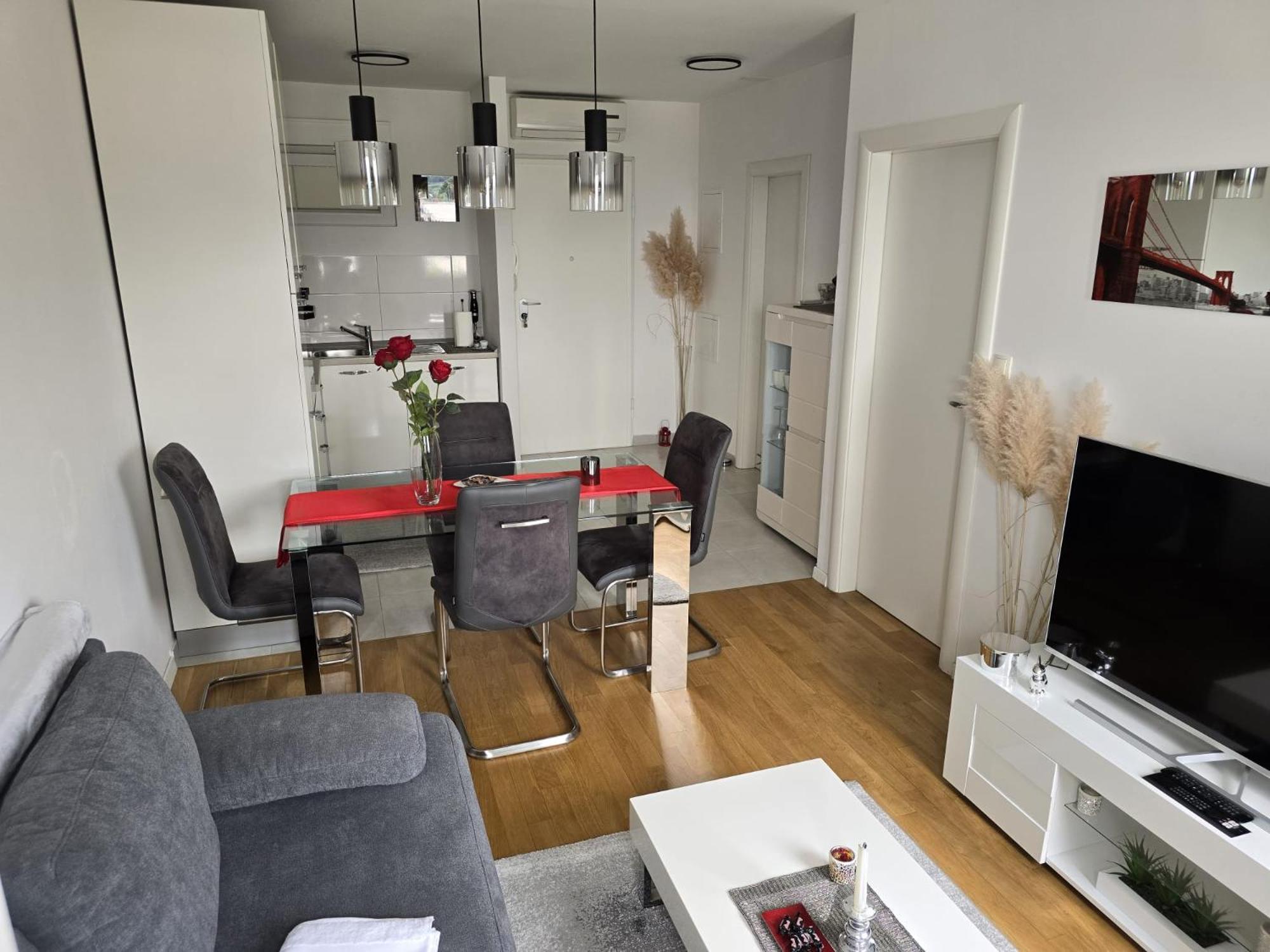 Leon Apartman *