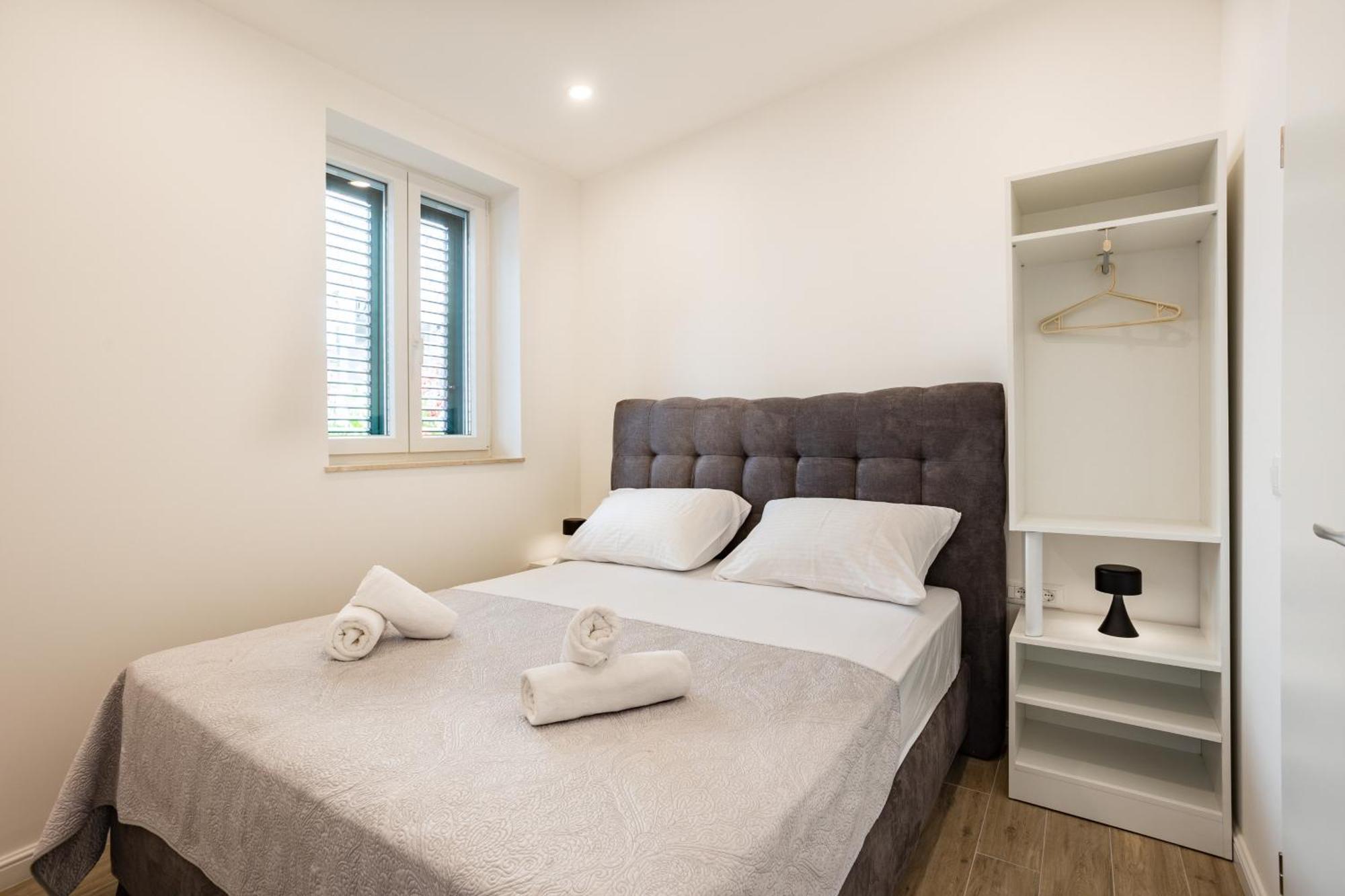 Luxury Center House Apartment