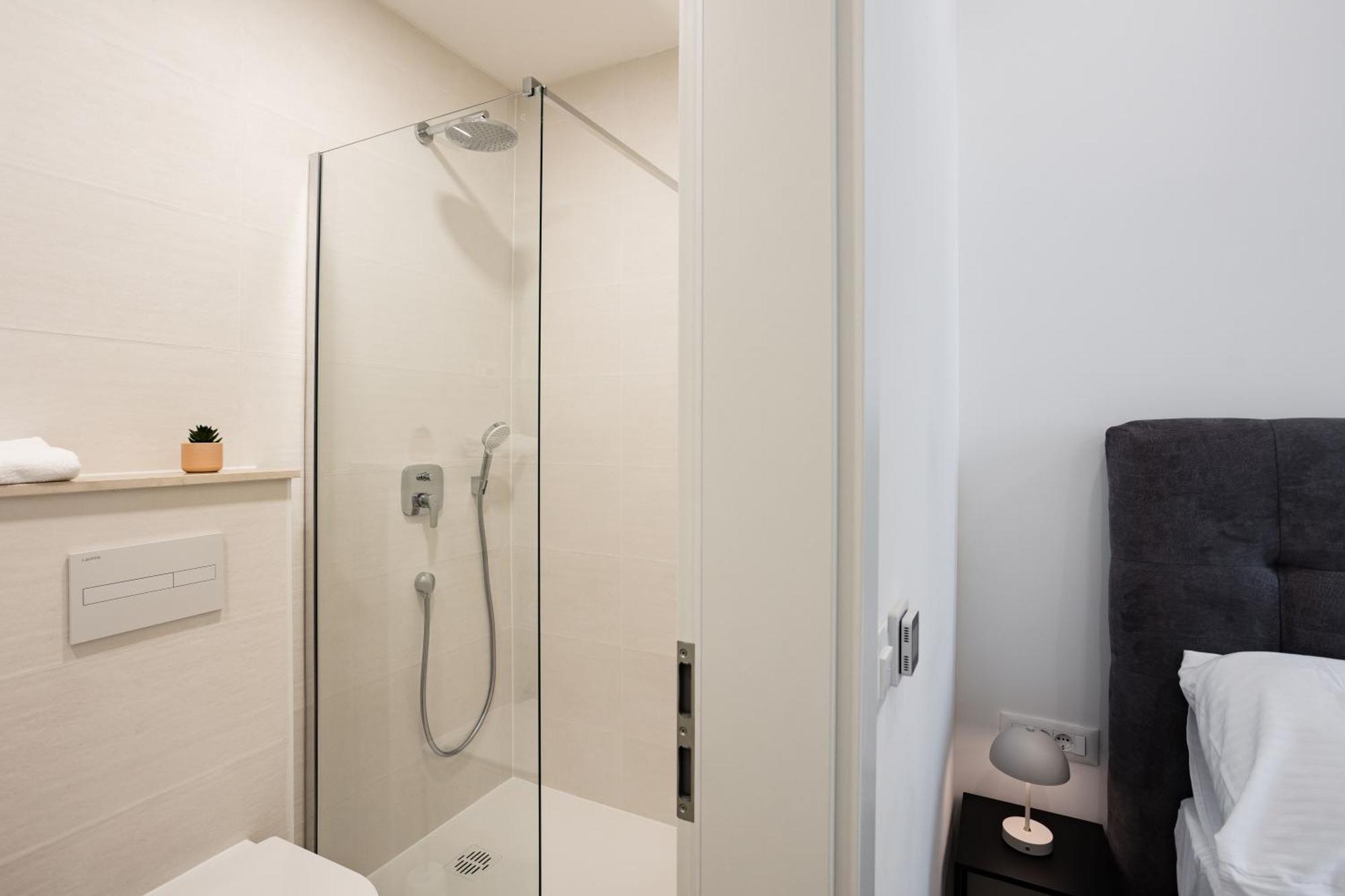 Apartment Luxury Center House *