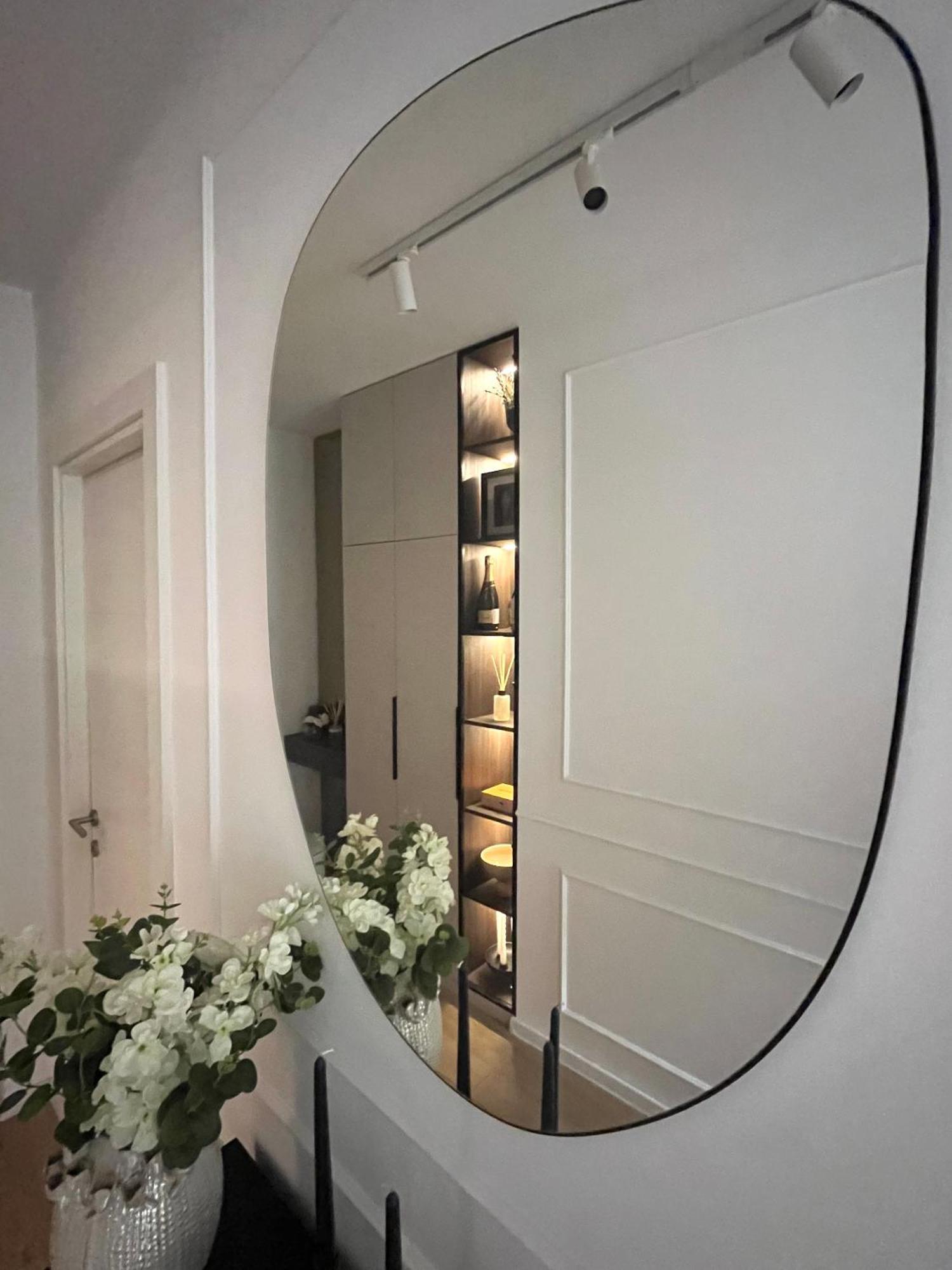 Luxury Rinos - Free Garage Parking *