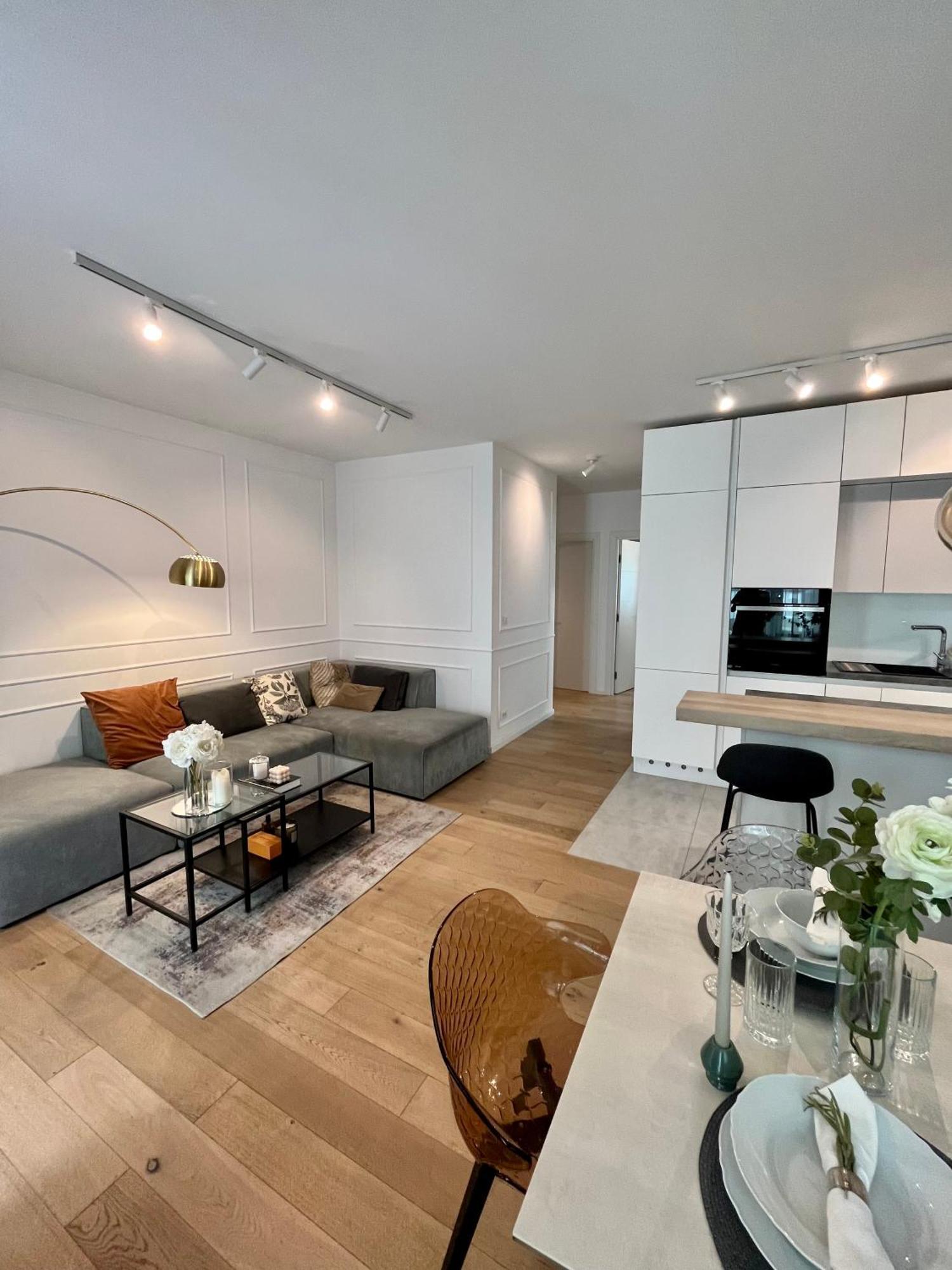 Apartment Luxury Rinos - Free Garage Parking *