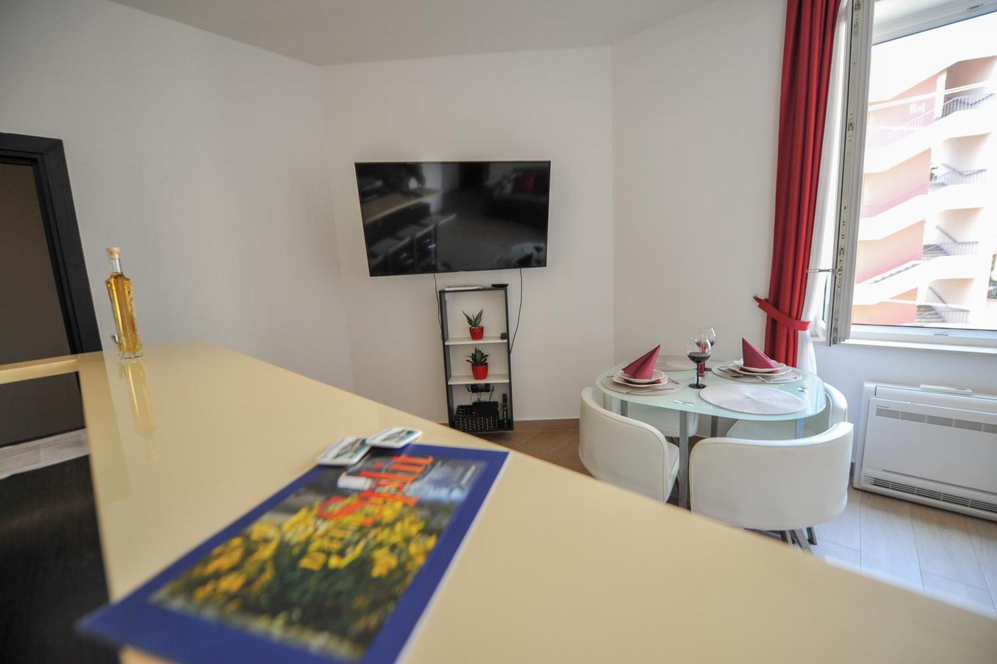 City Pads Apartment