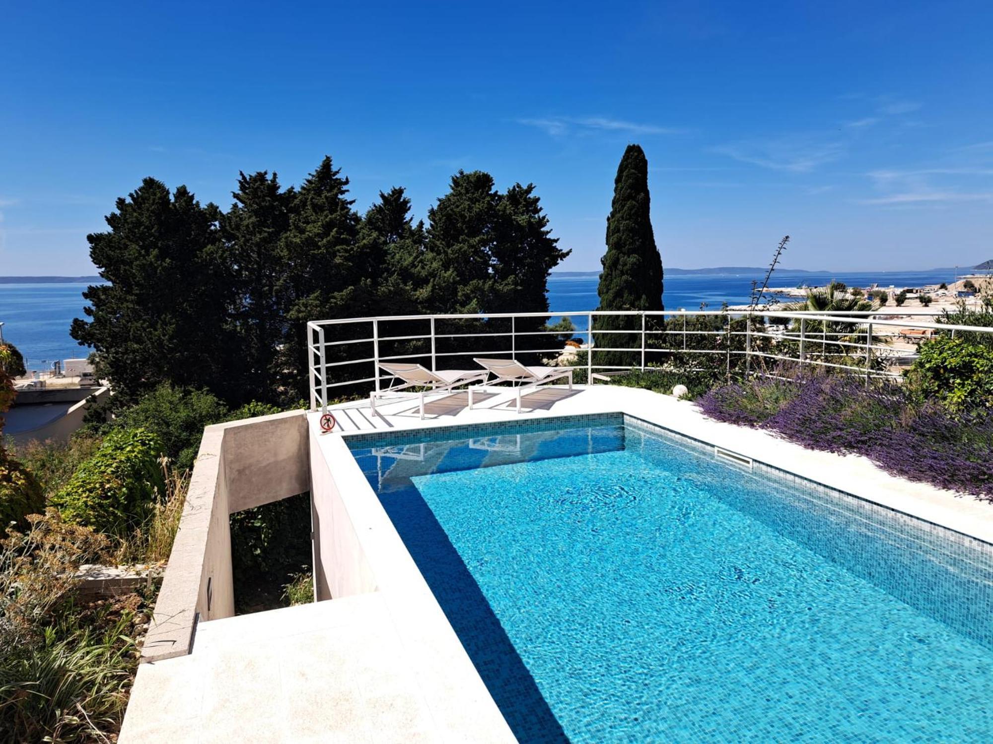 Apartamento With Private Pool
