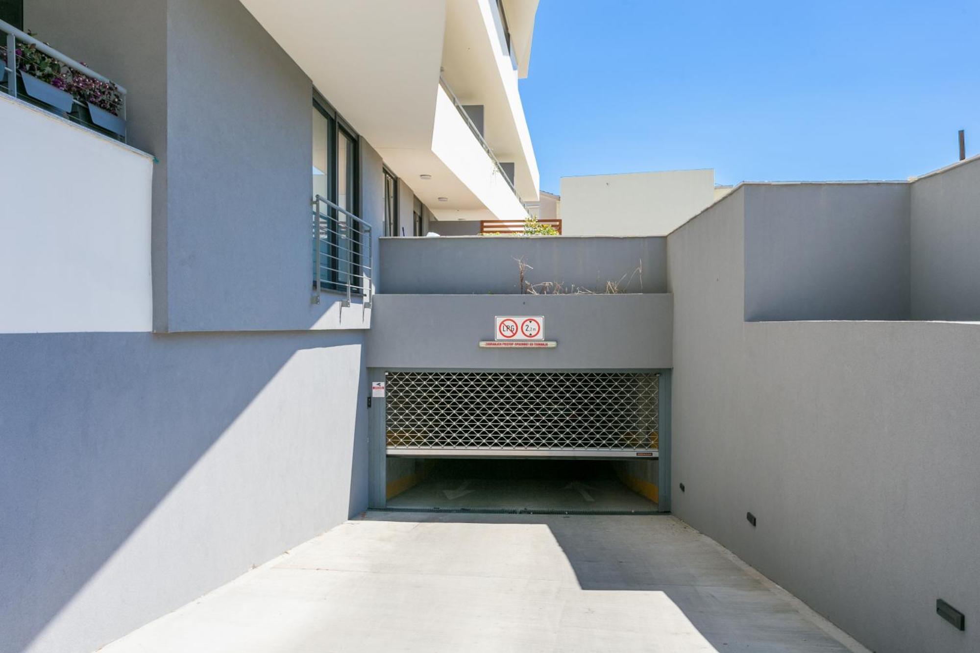 With Wifi - 22872 Apartment Split