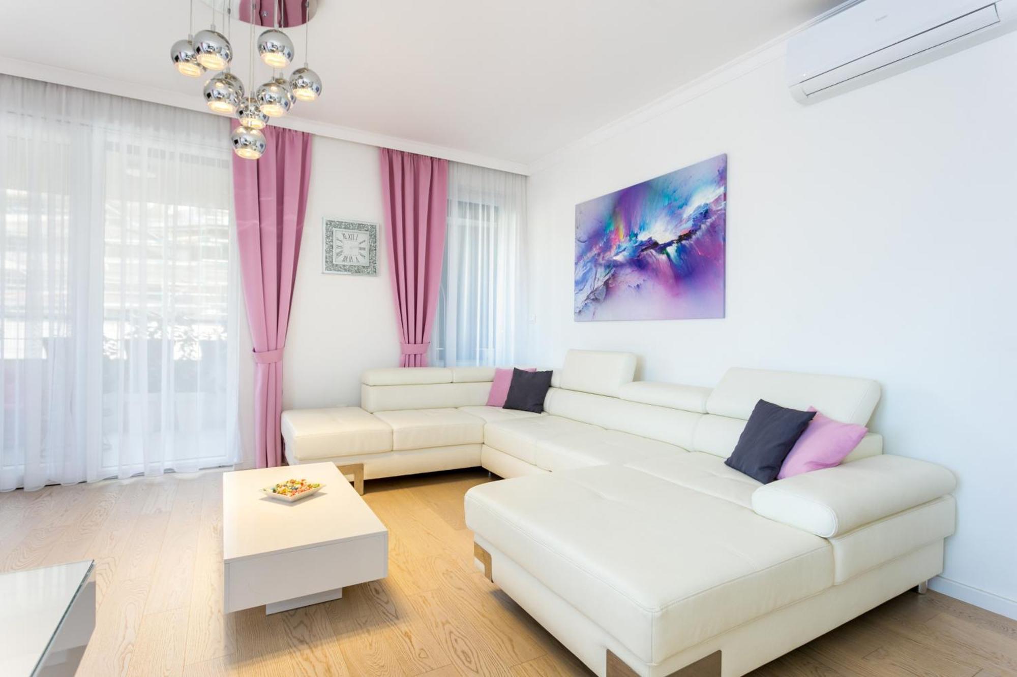 Apartment With Wifi - 22872 *
