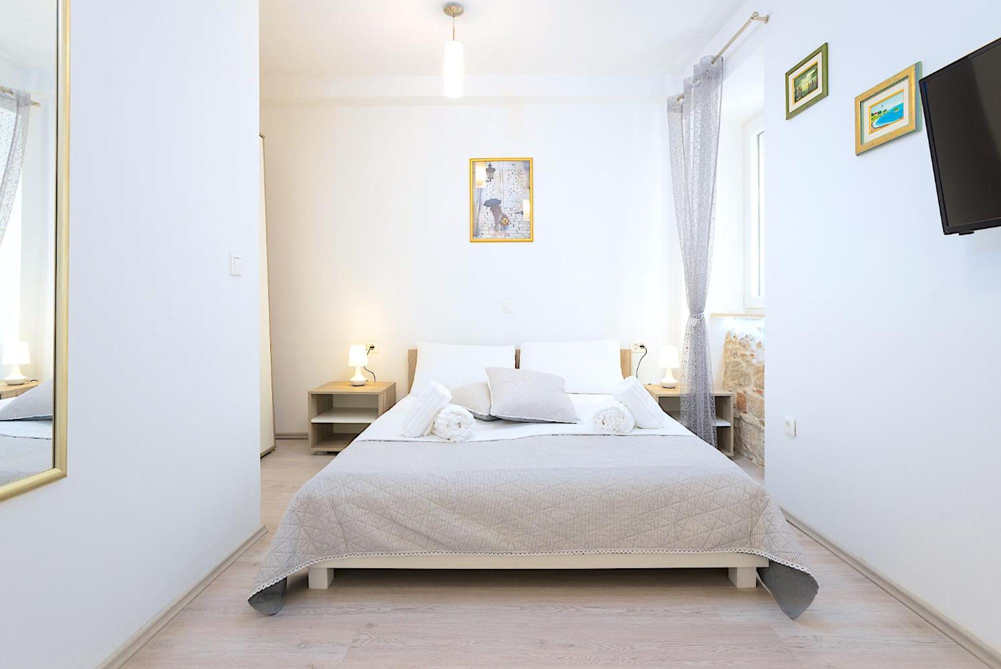Apartment Luxe Diocletian Stones Centre Split