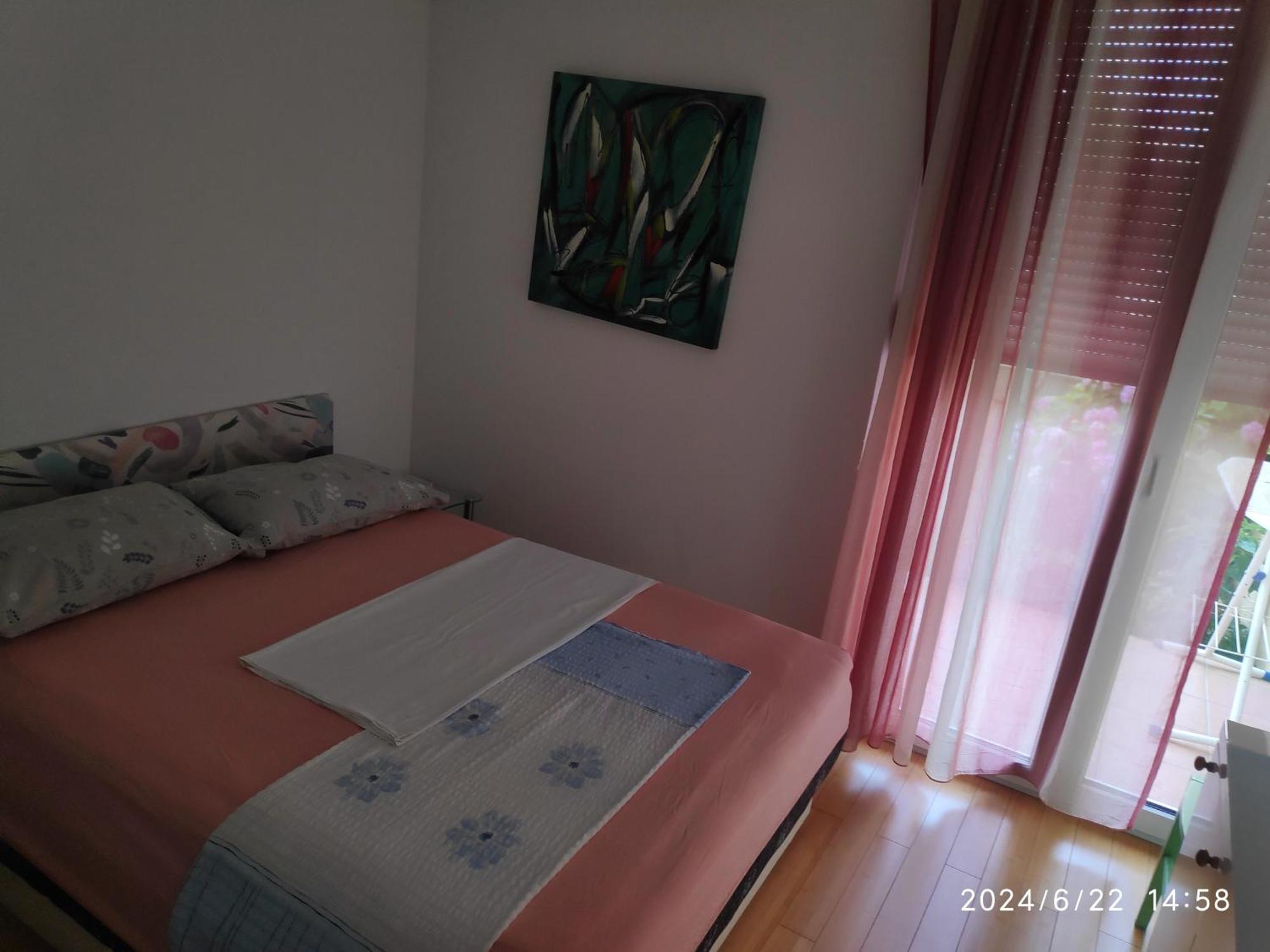 Apartment Spacious With Big Garden Near Split