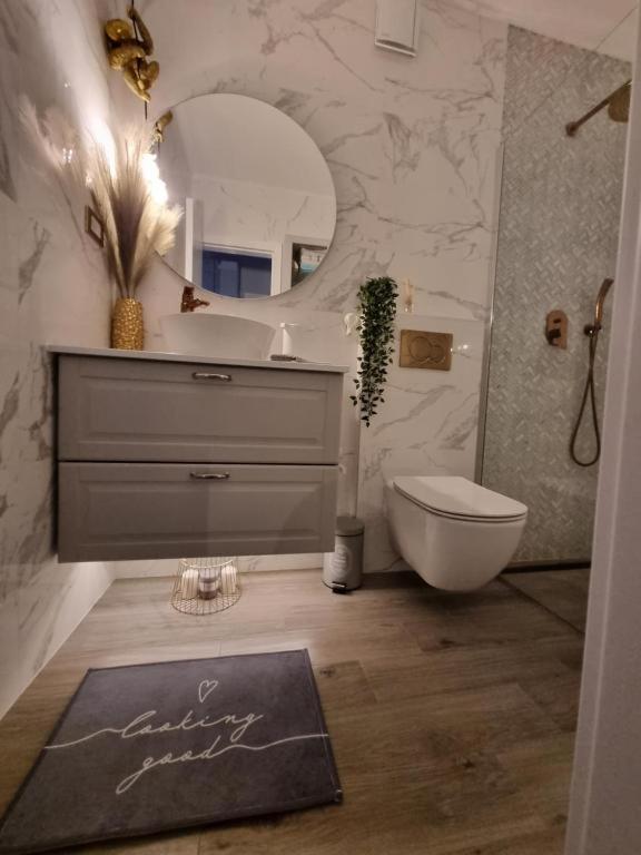 Luxe Apartment