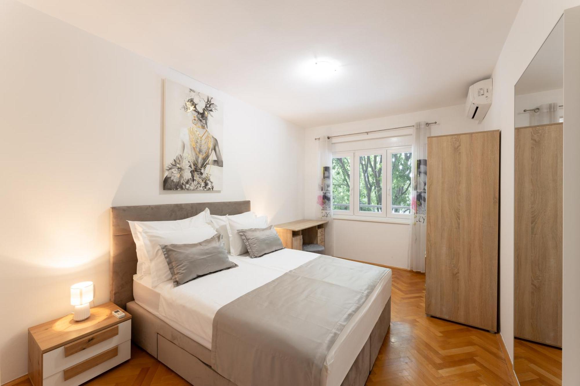 Apartment To & Old Town Split