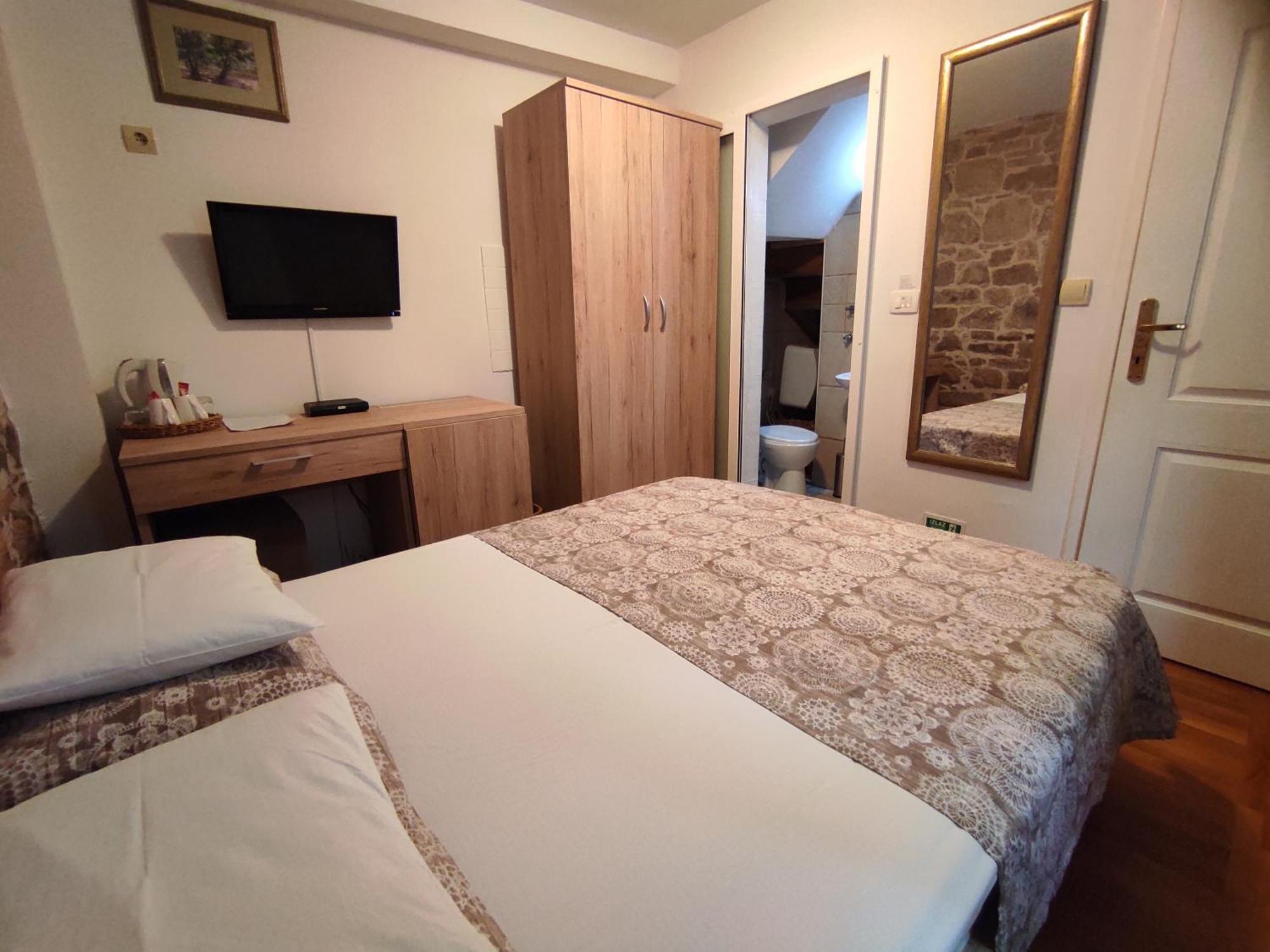 Gostinjska kuća Mirula 3*