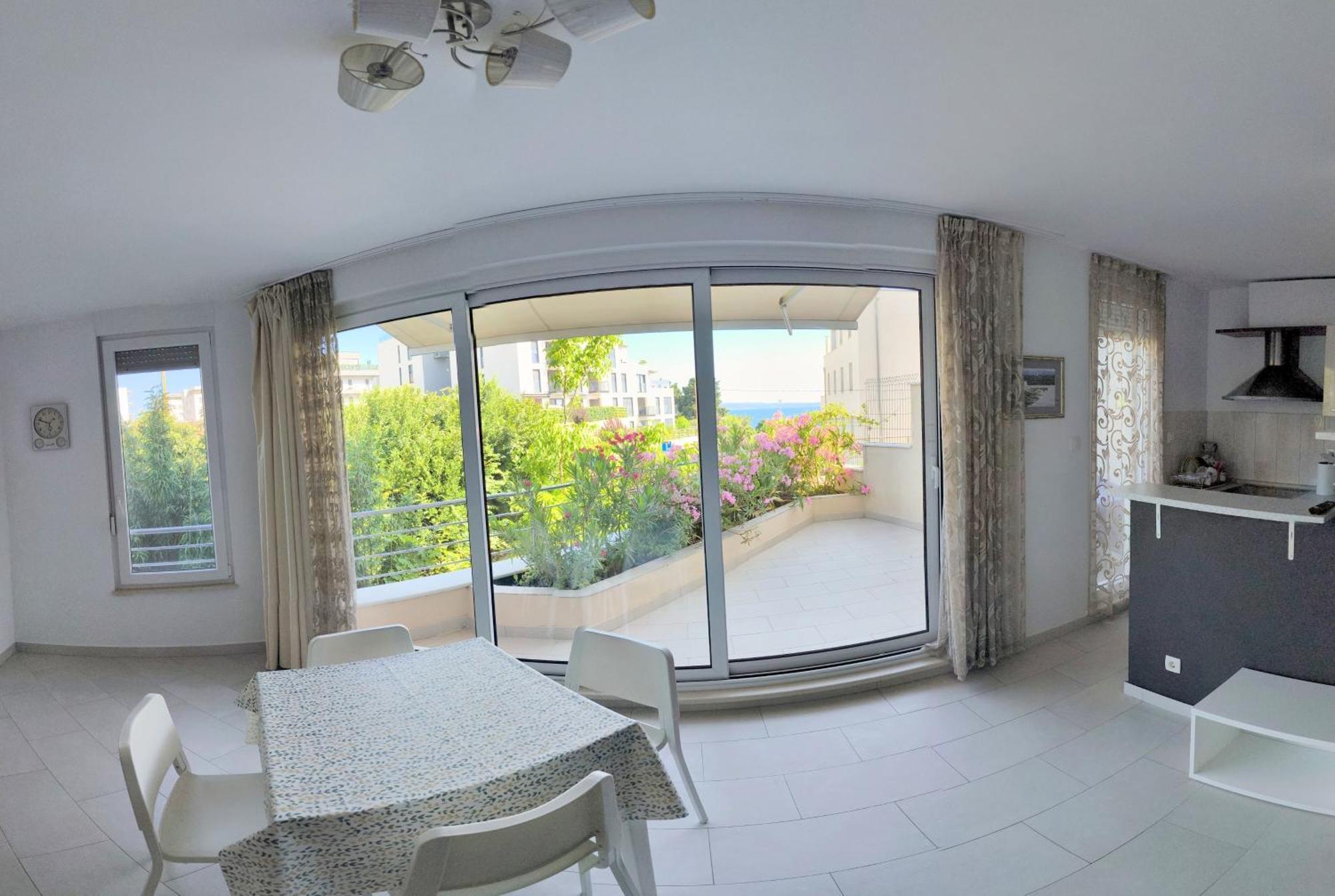 Marriot Apartment *