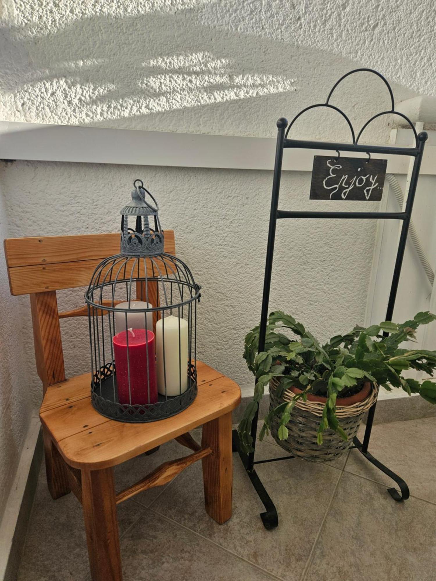 With Balcony Red Rose Apartment Split
