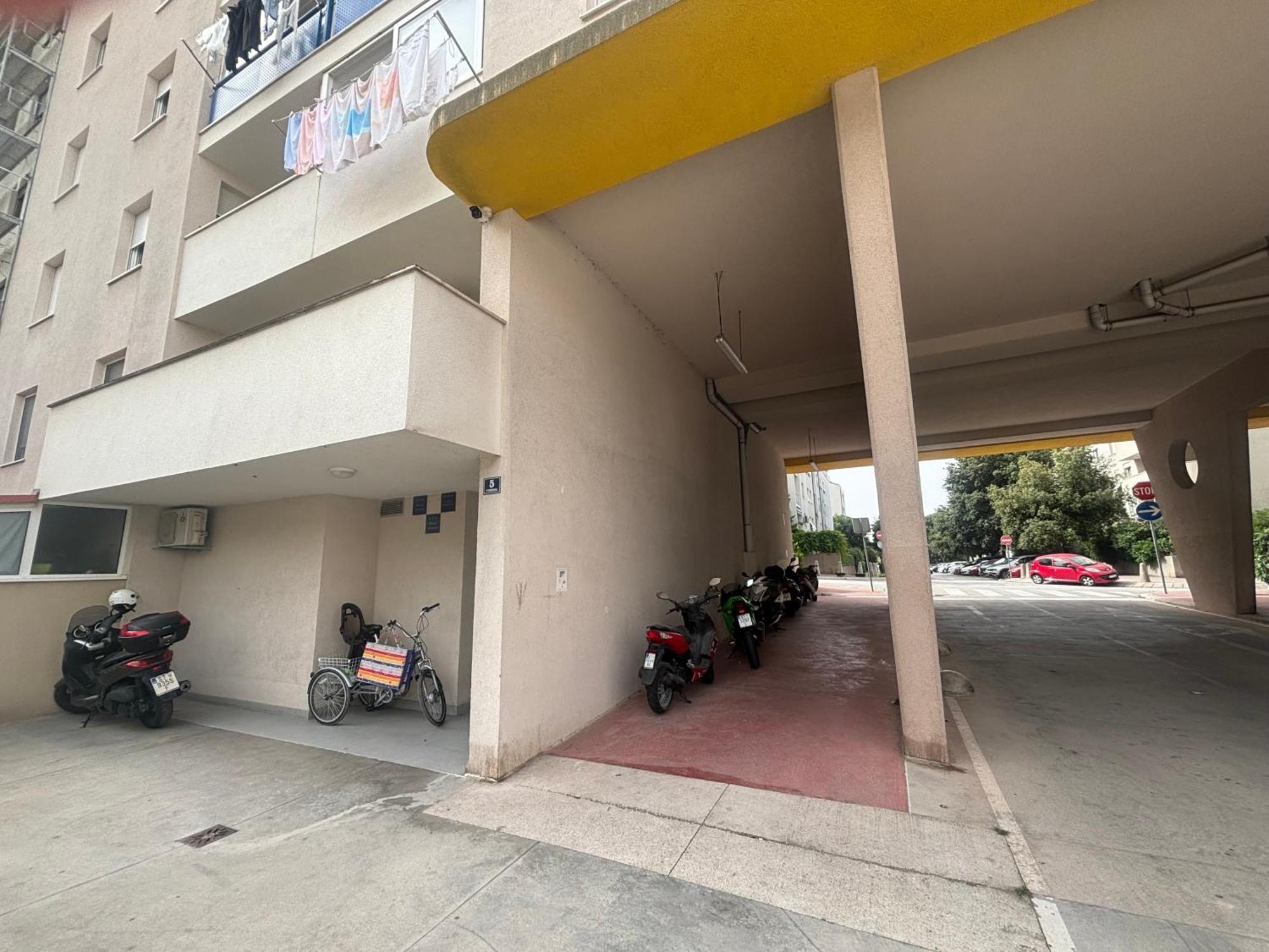 Apartment Dalmatinos Znjan