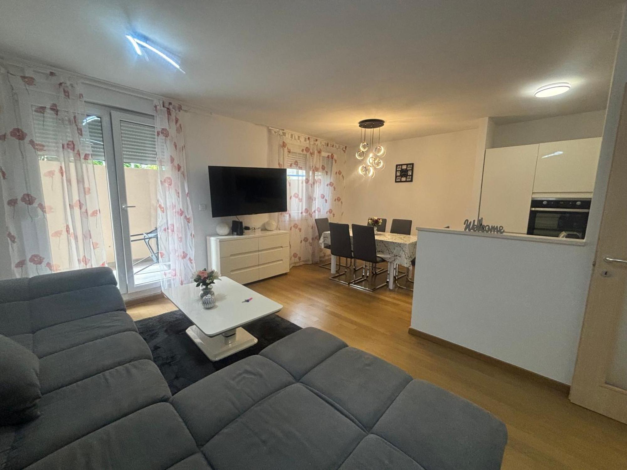 Dalmatinos Znjan Apartment *