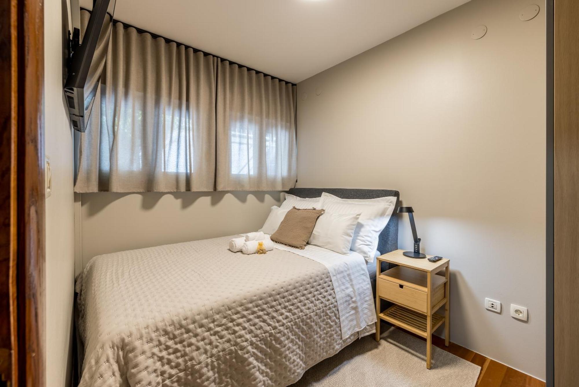 Oasis By Bacvice Beach, Private Parking & Garden - Casa Moro *