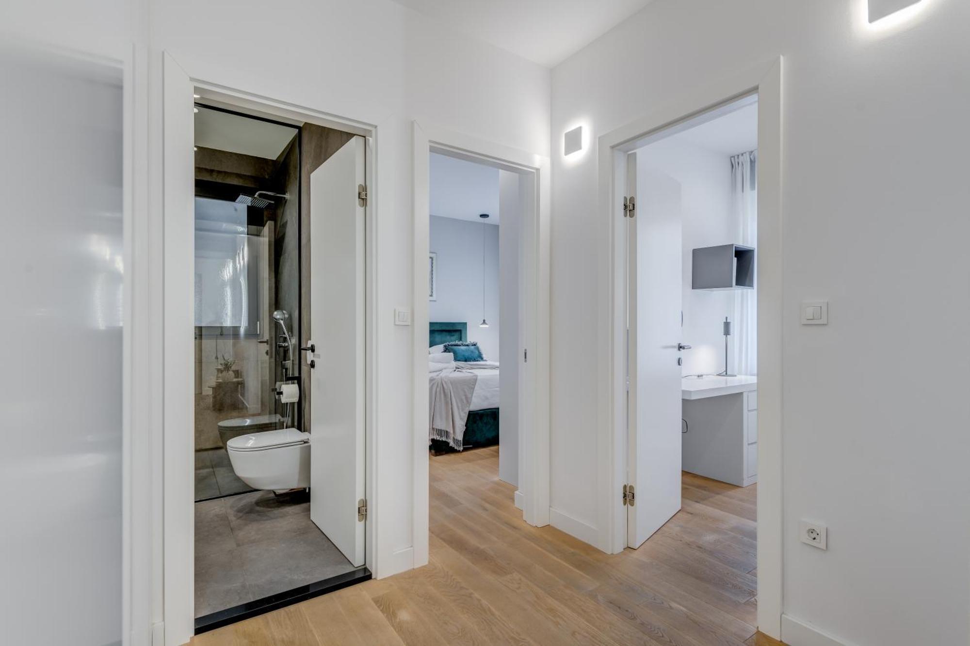 Apartman Location! Spacious Lux -5 Min From & Centre *