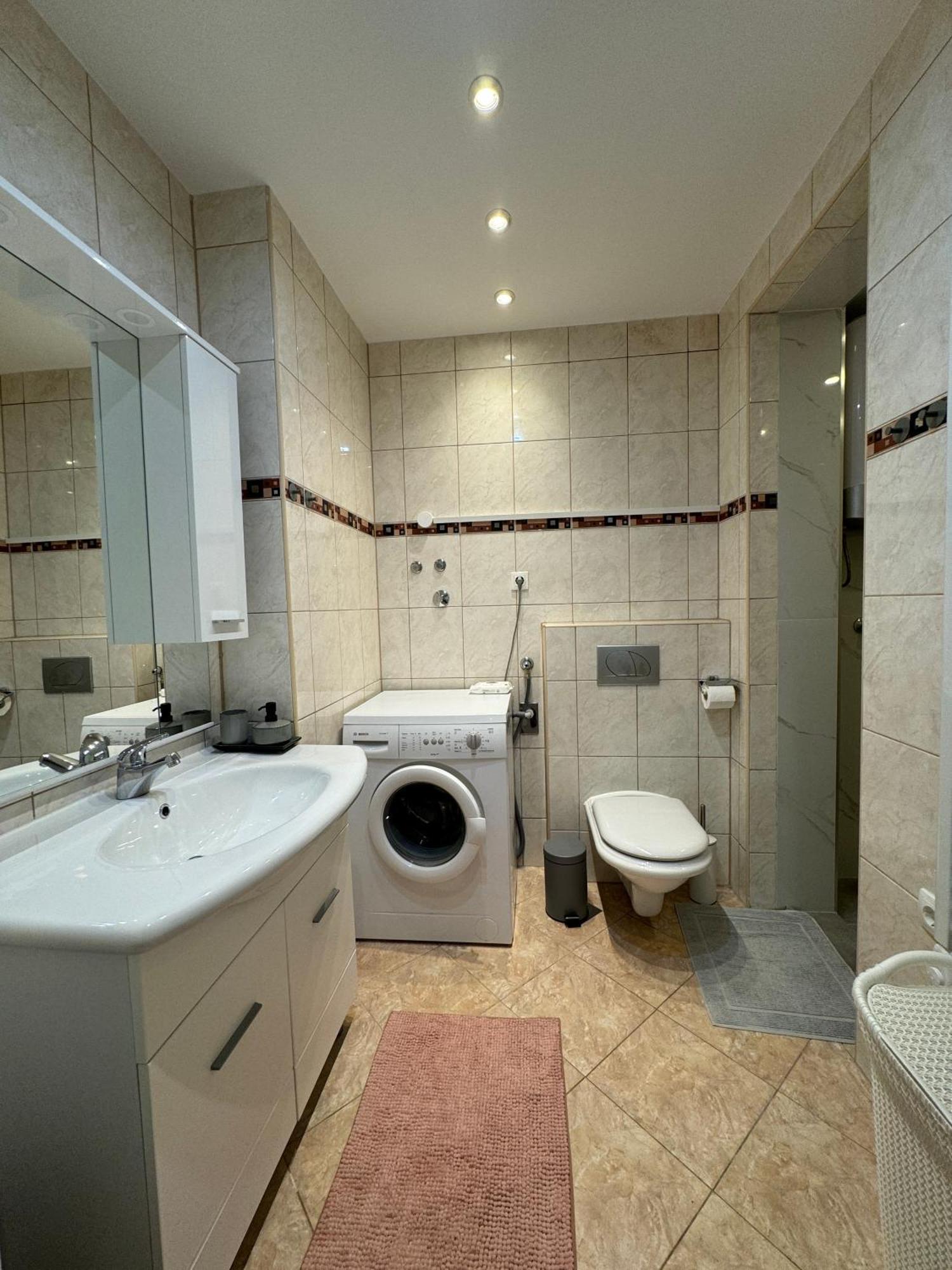Valentinas Garden Apartment