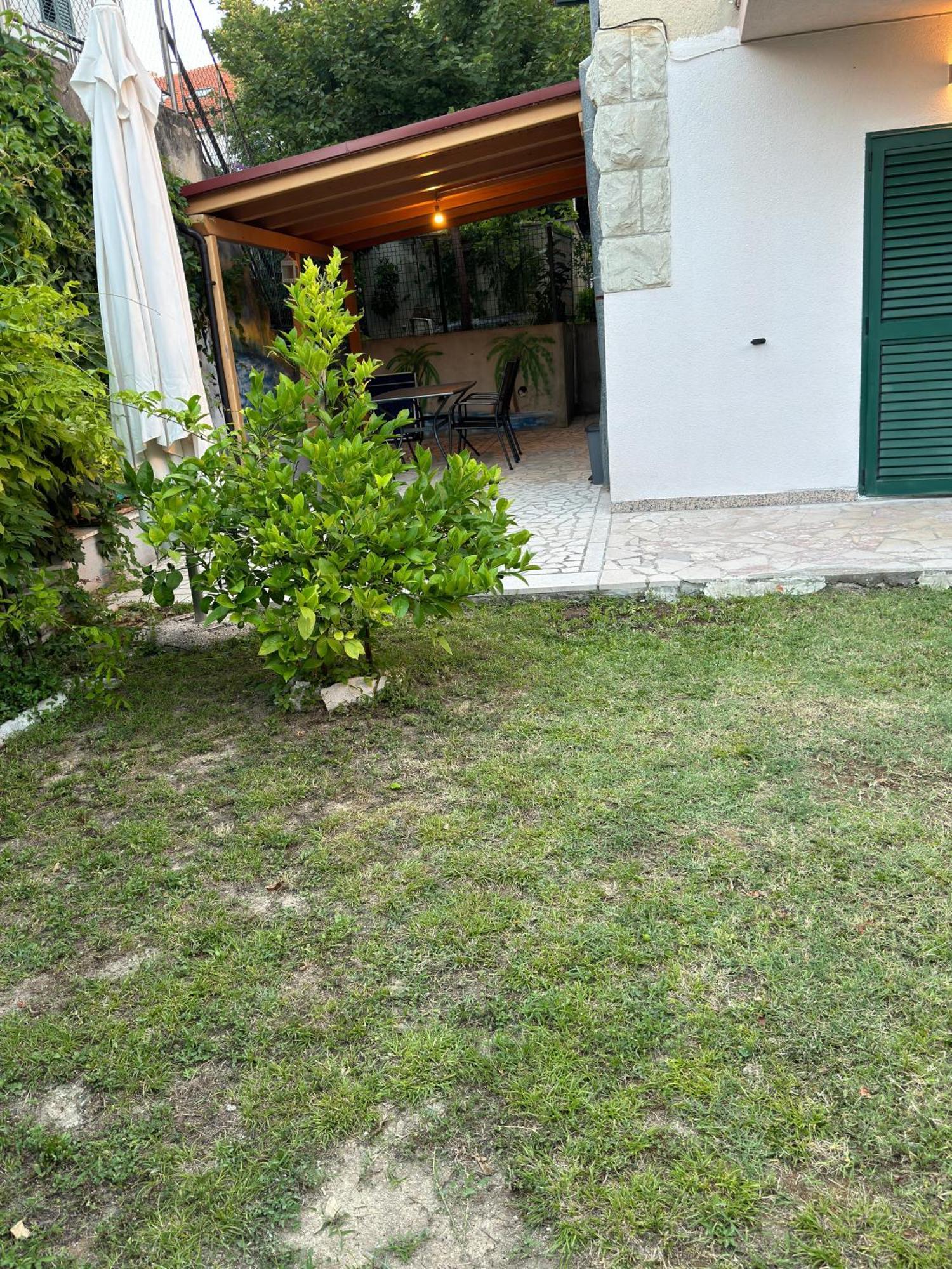 Apartment Valentinas Garden Split