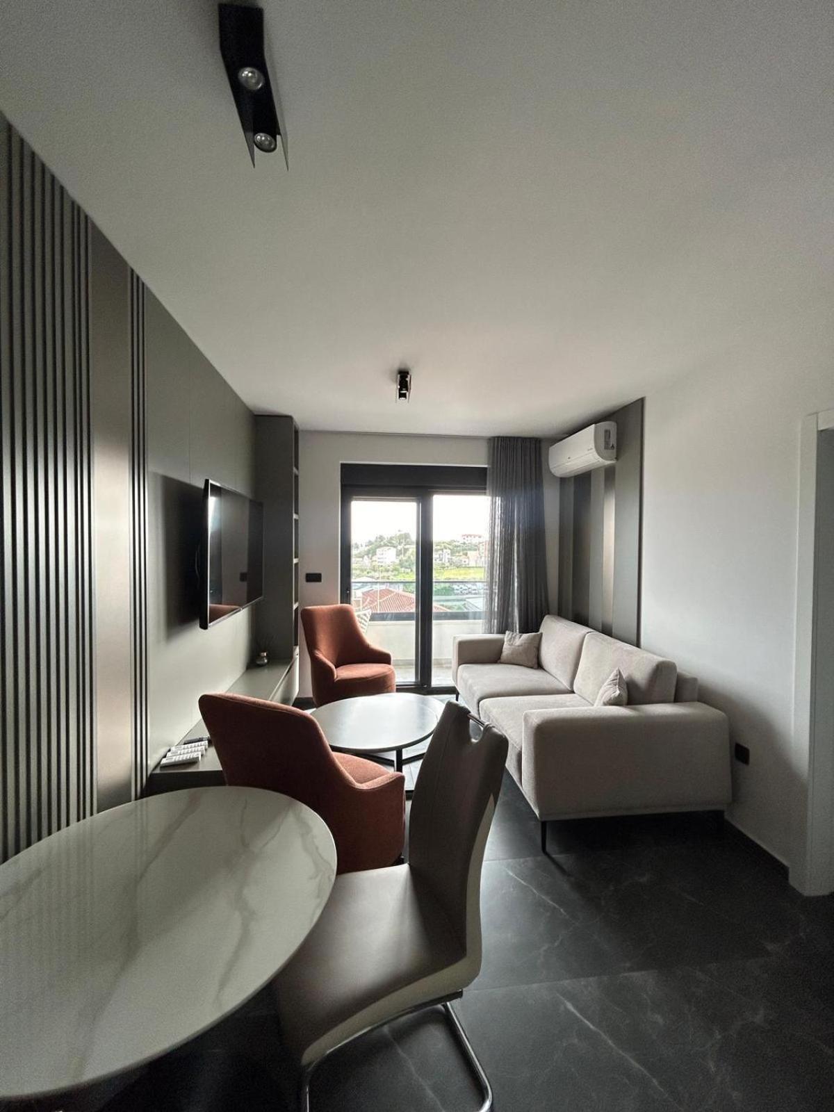 Apartment D&n