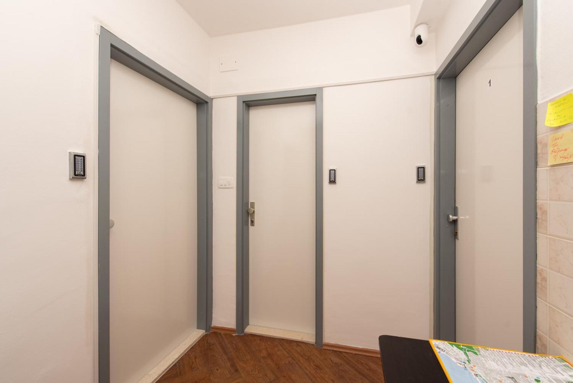 Laghanini Apartment