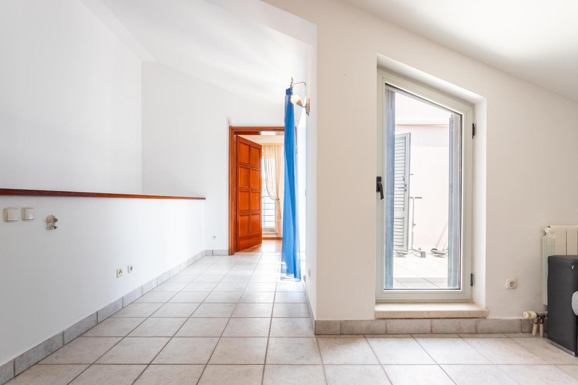 Violeta With The Sea View, 3 Min Walk To The Villa *