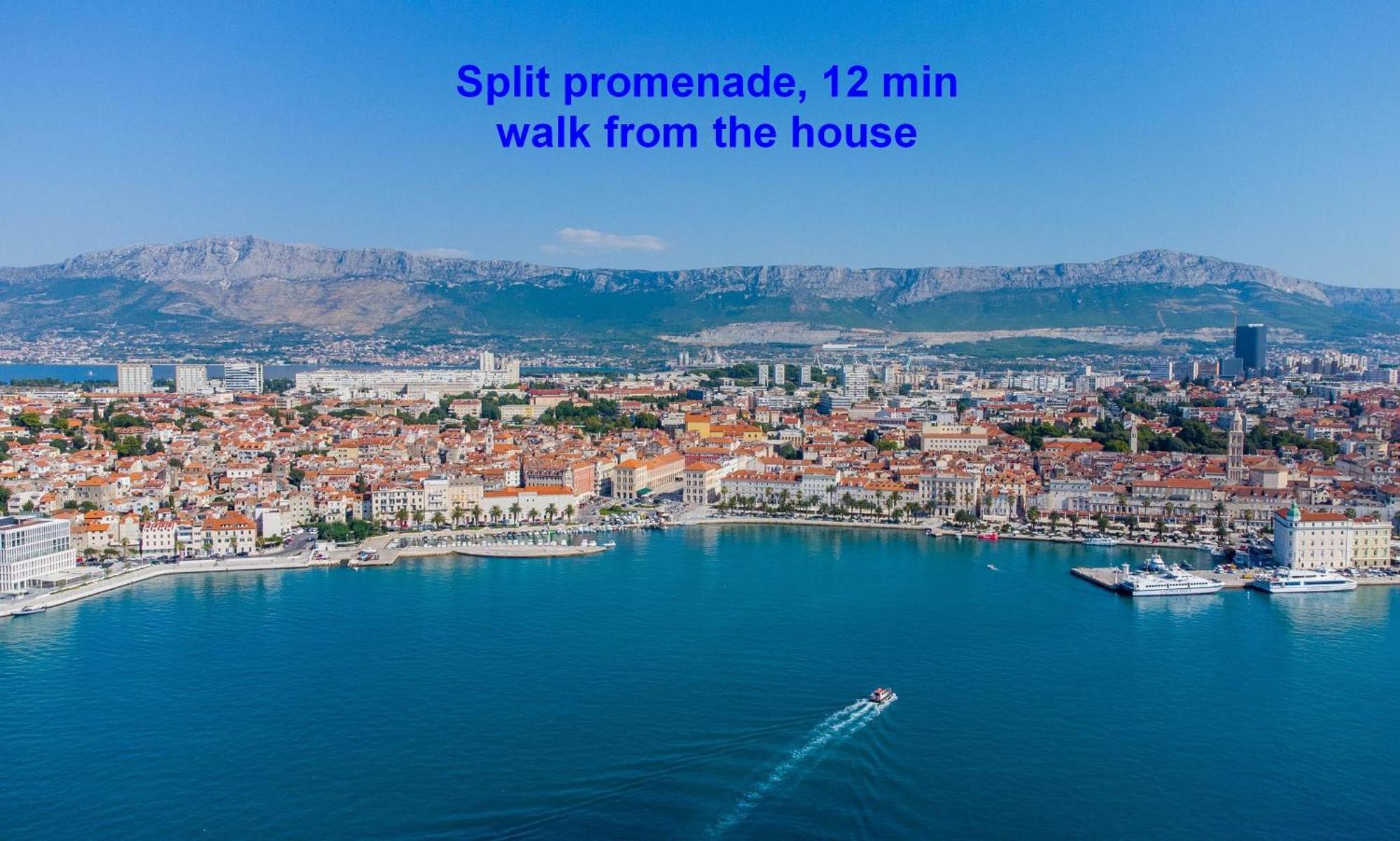 Violeta With The Sea View, 3 Min Walk To The Villa Split