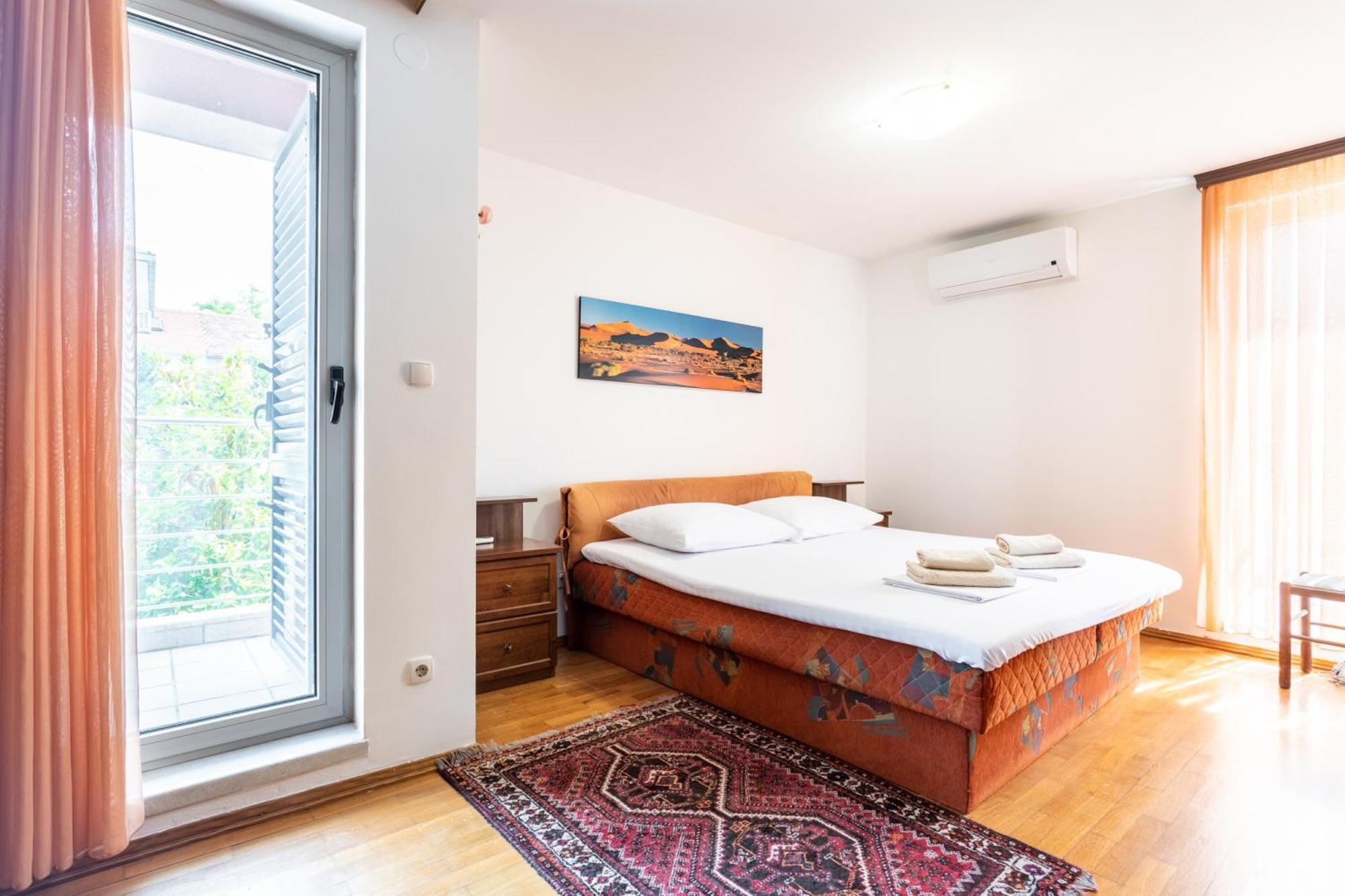 Violeta With The Sea View, 3 Min Walk To The * Split