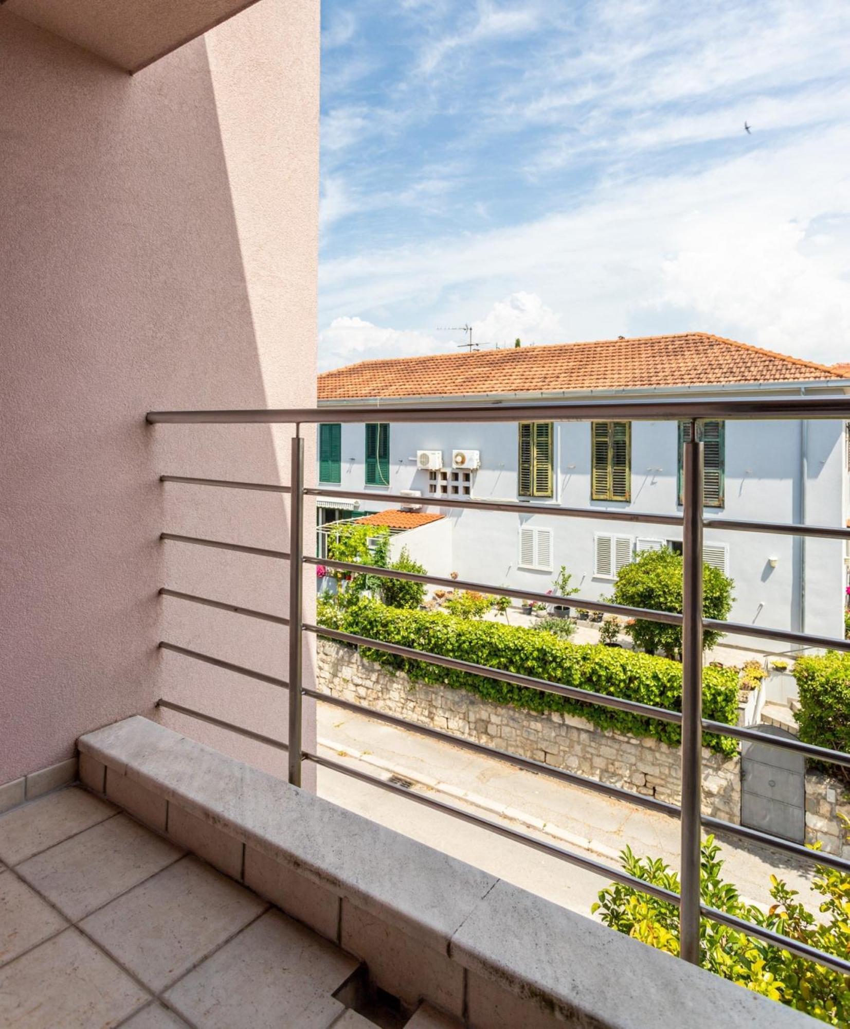 Violeta With The Sea View, 3 Min Walk To The * Split