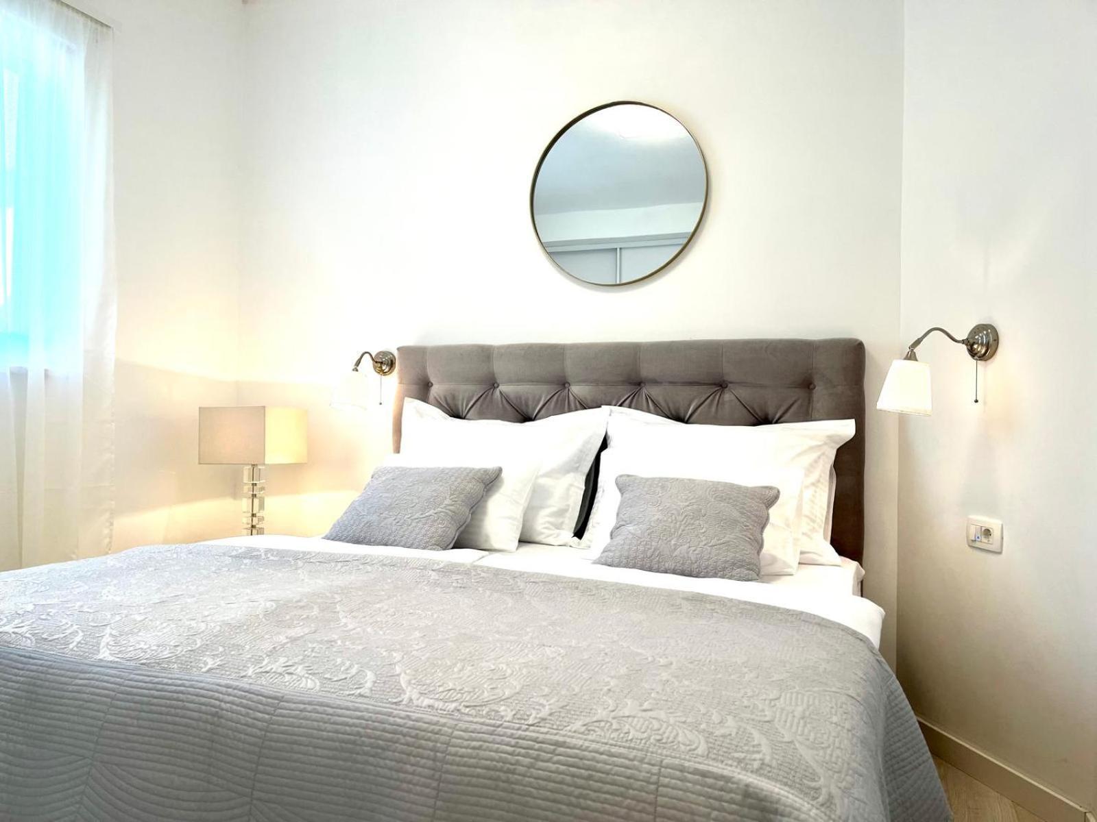 Lux Garden Luxury Apartment