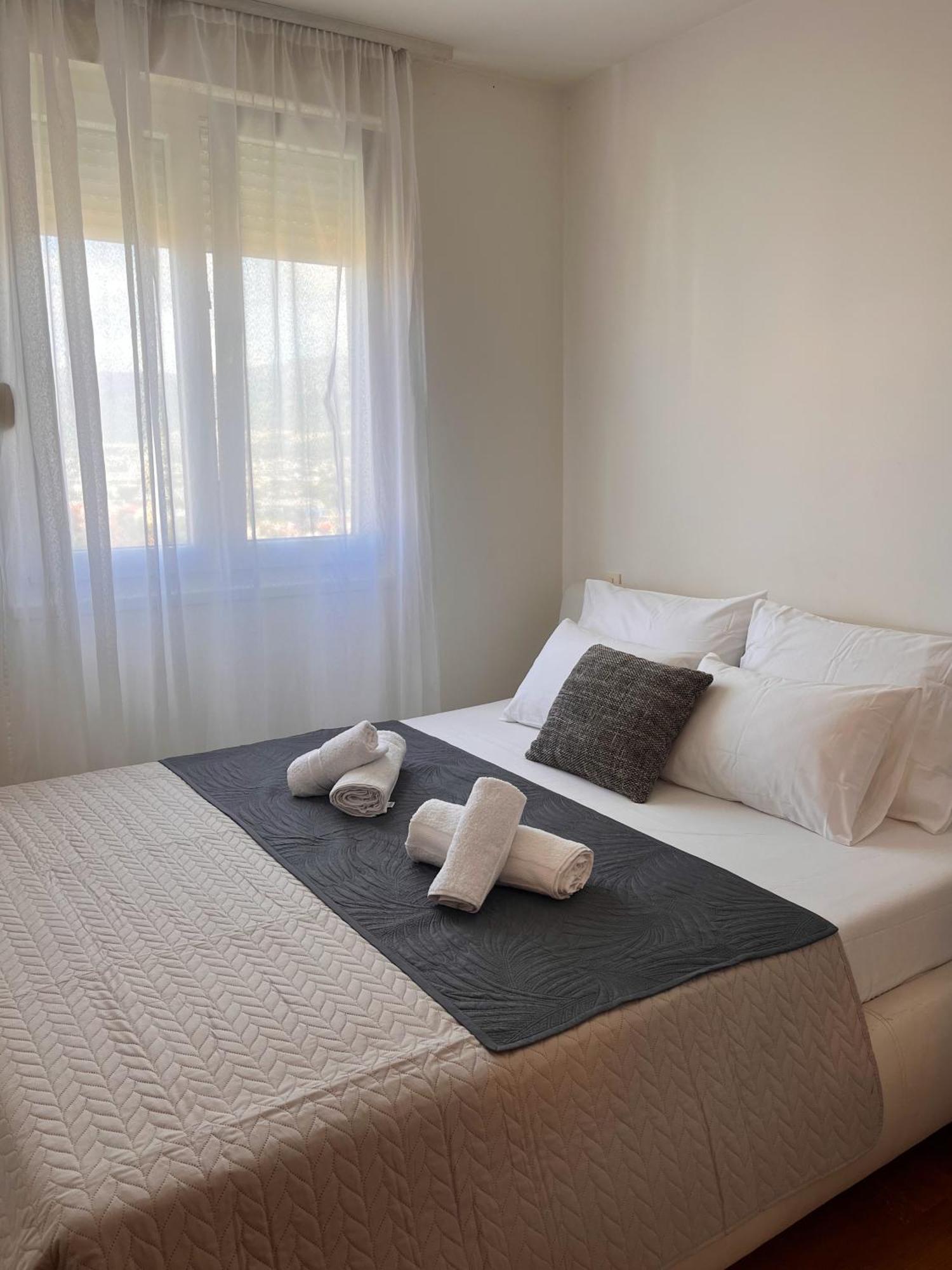 Apartamento Deliri With Private Parking