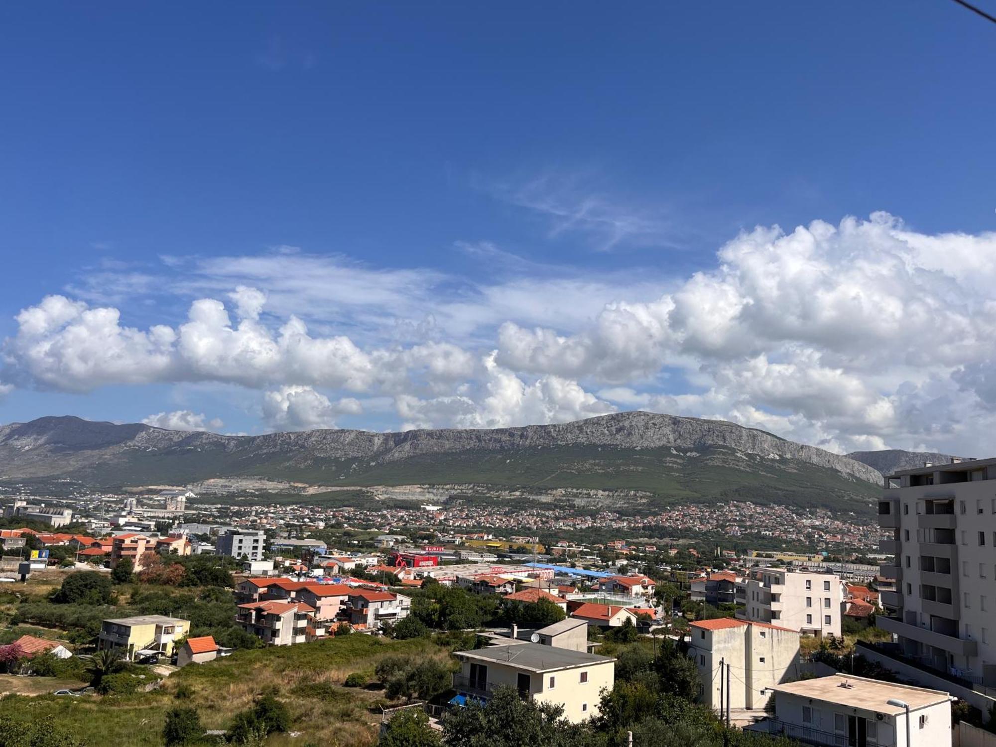 Deliri With Private Parking Apartamento