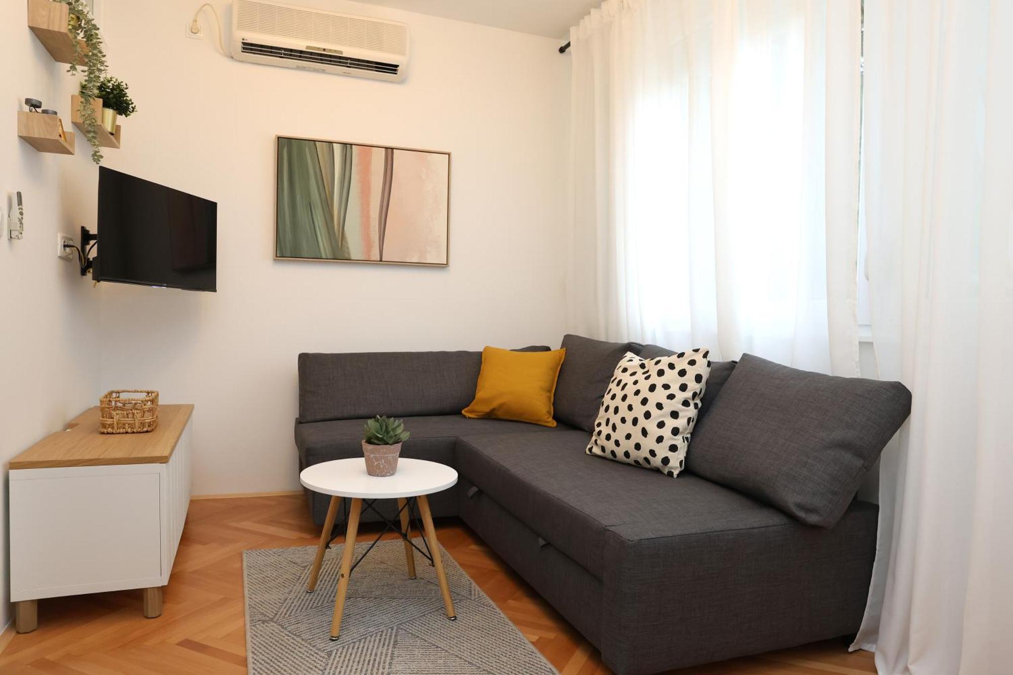 Apartment Mara Split