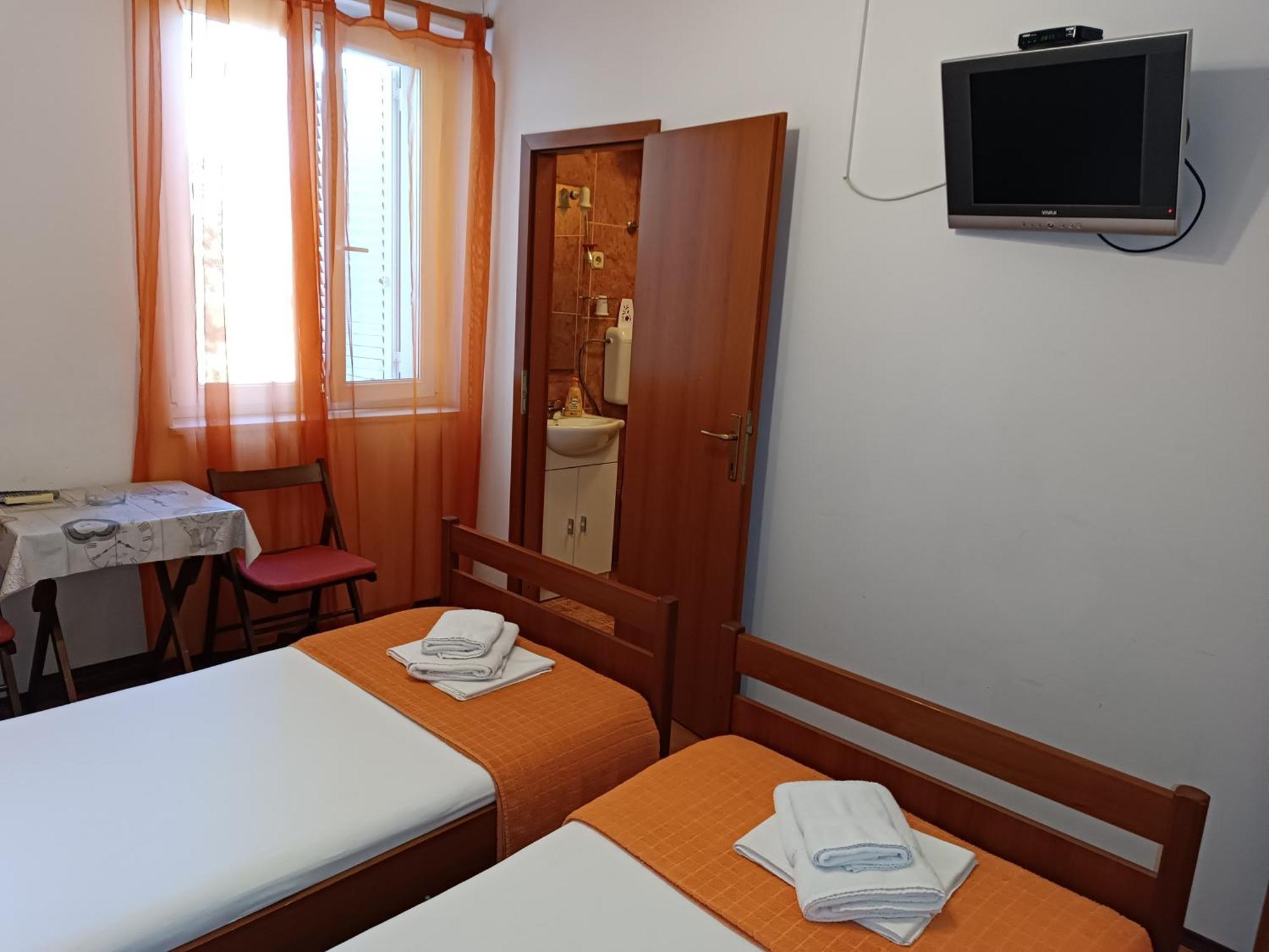 Raspudic Guest house *