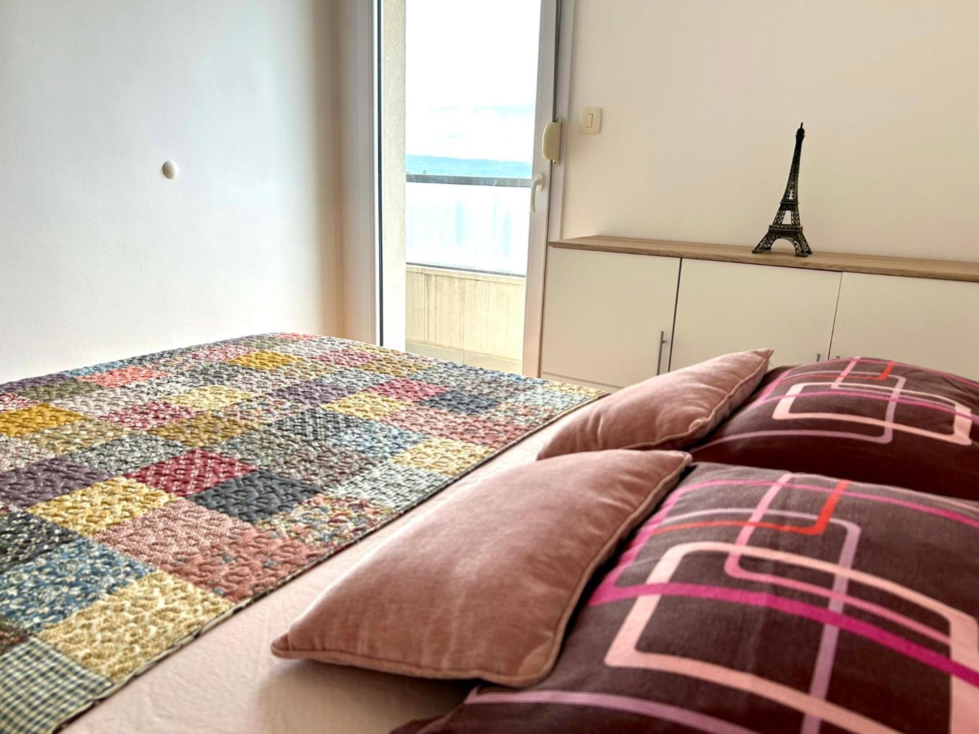 Tide Apartment *