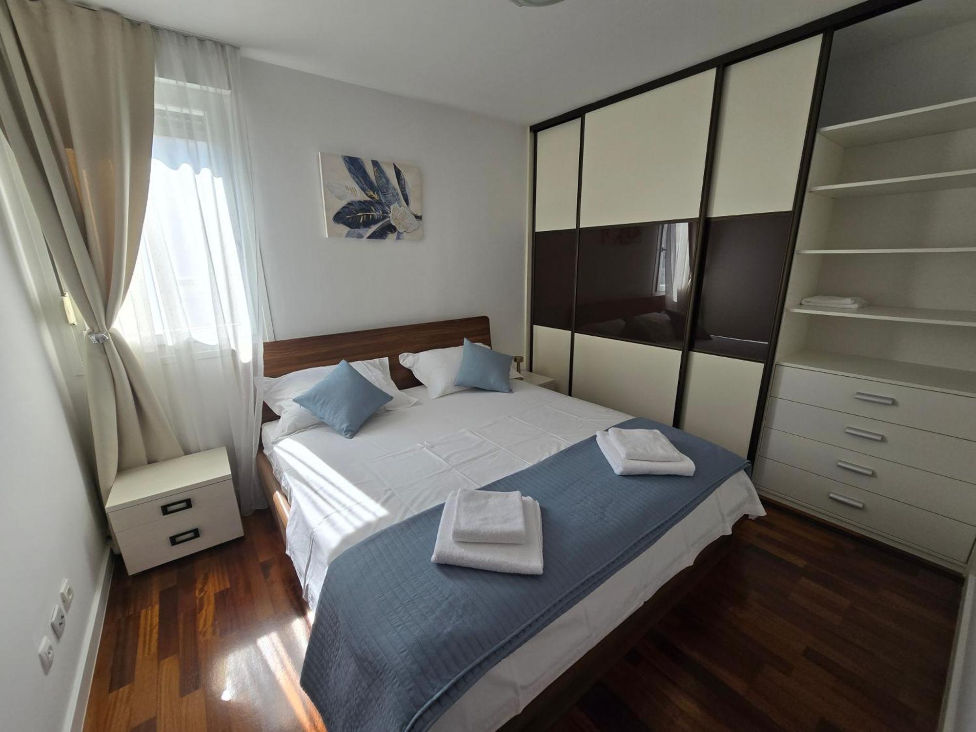 Sunrise Penthouse Znjan Apartamento *
