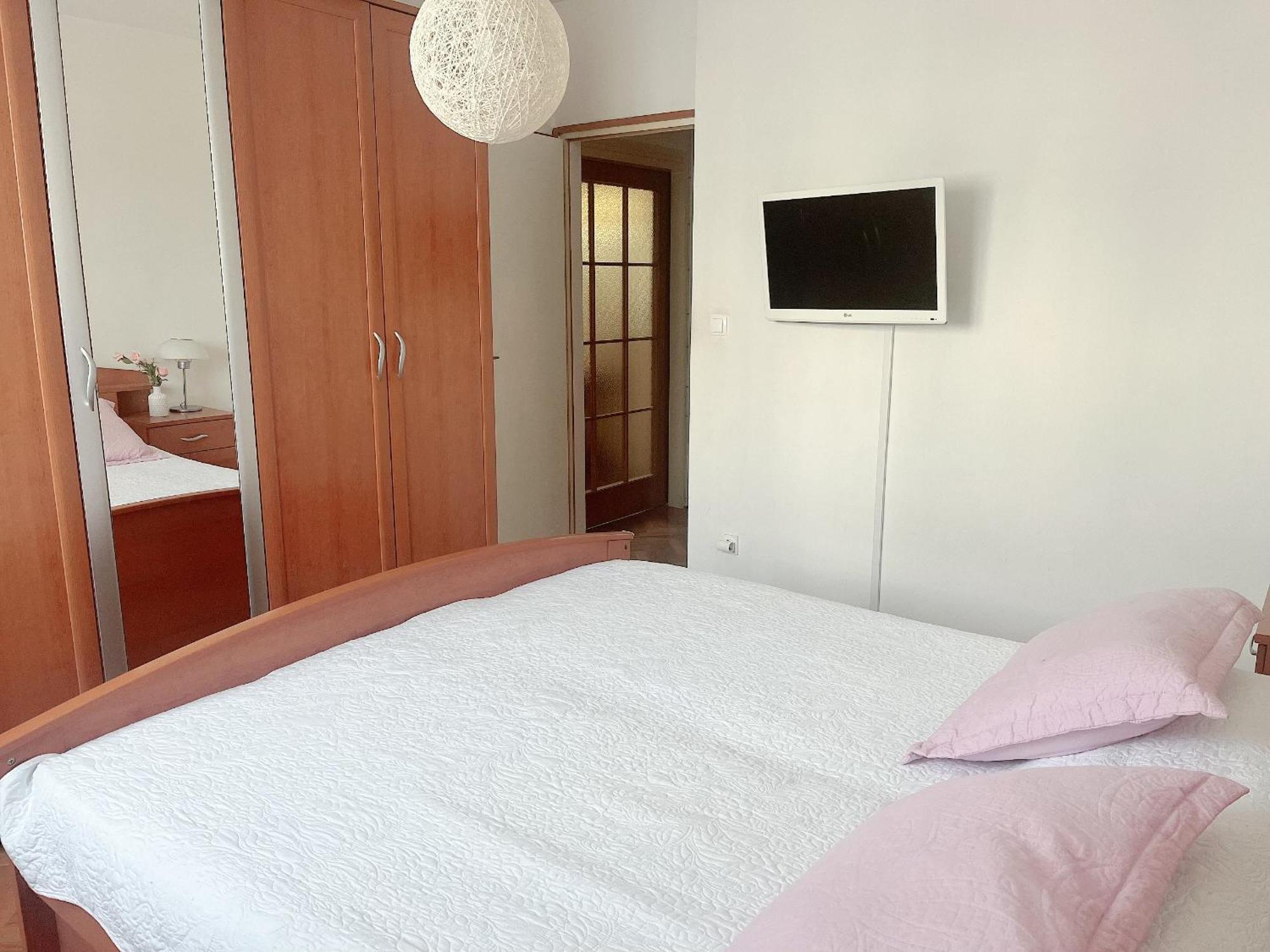Isabela - 3 Bedrooms - Near To Mall Of * Split