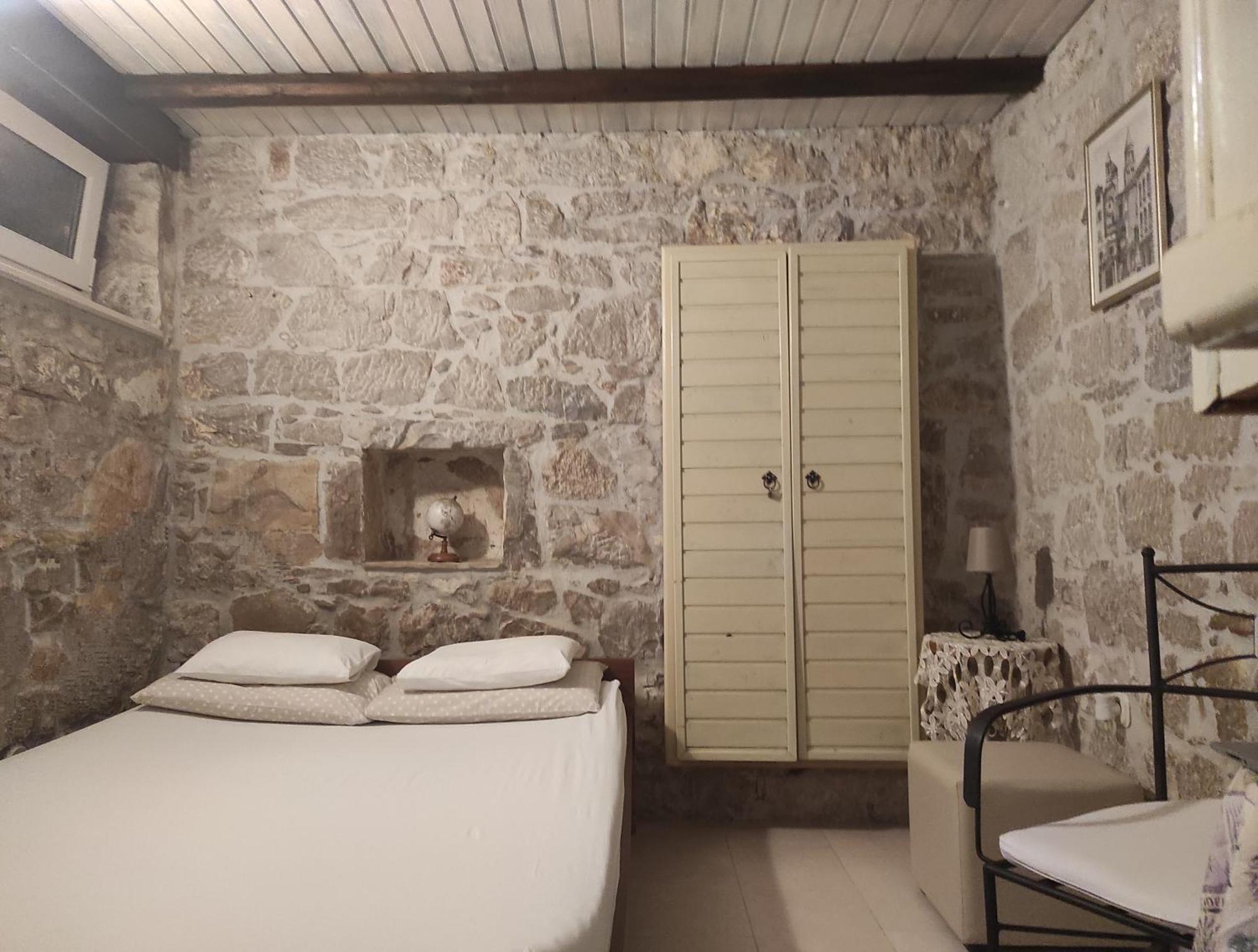 Mirula Gostinjska kuća