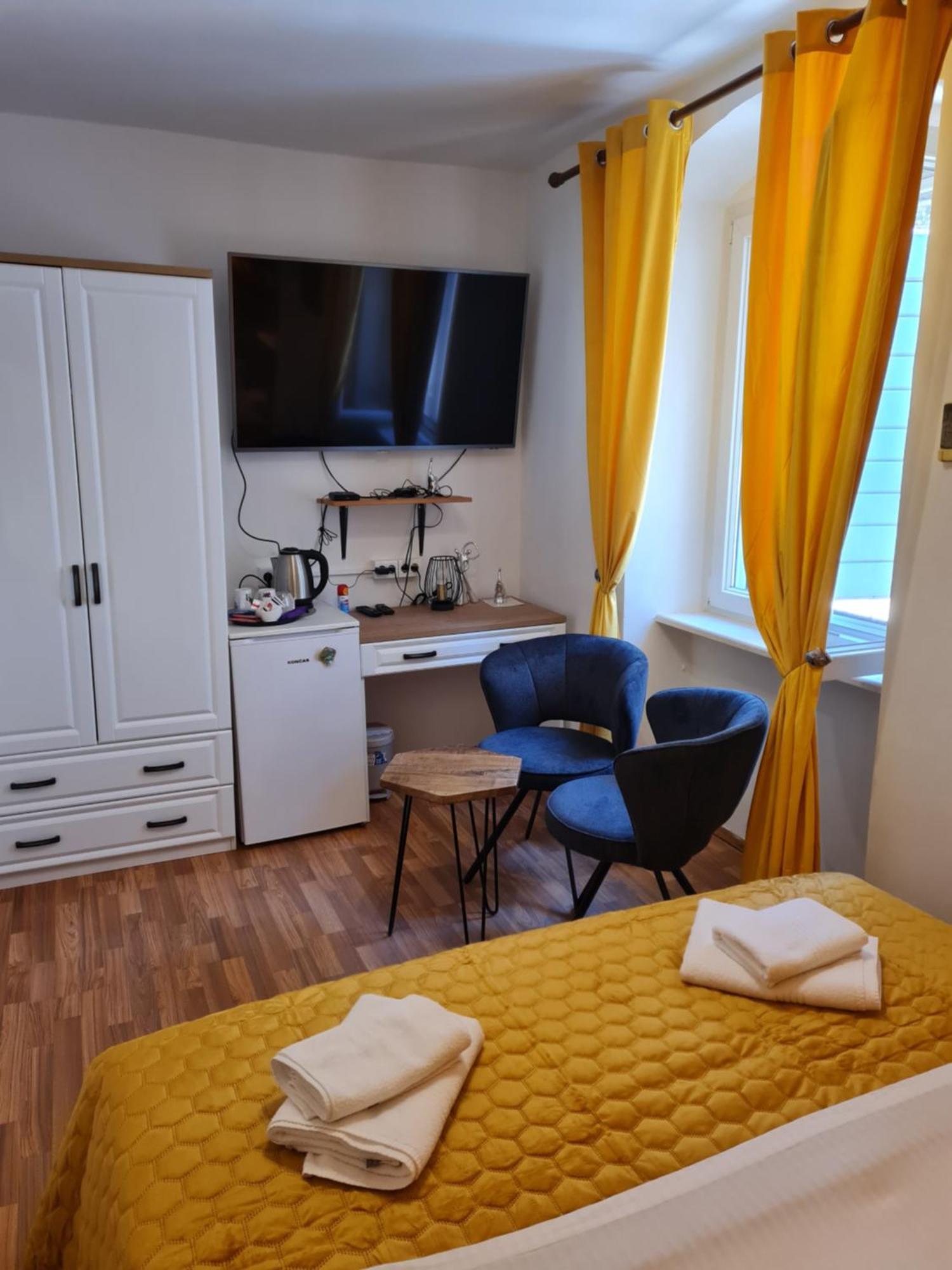 Inchy Guest house