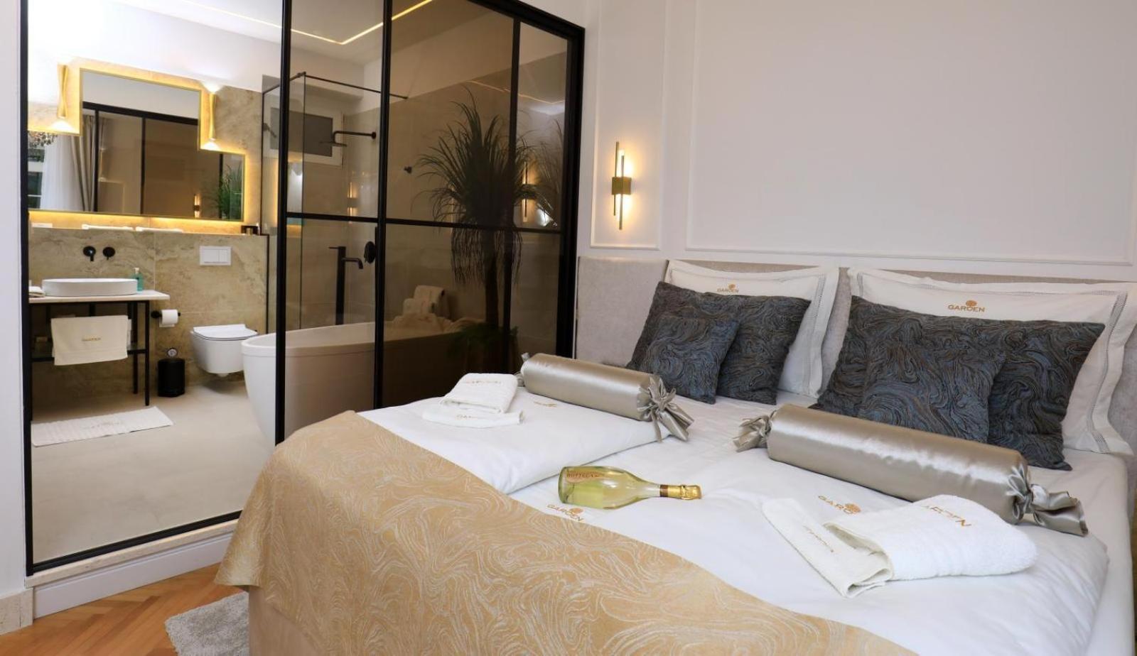 Garden Luxury Gasthof 4*