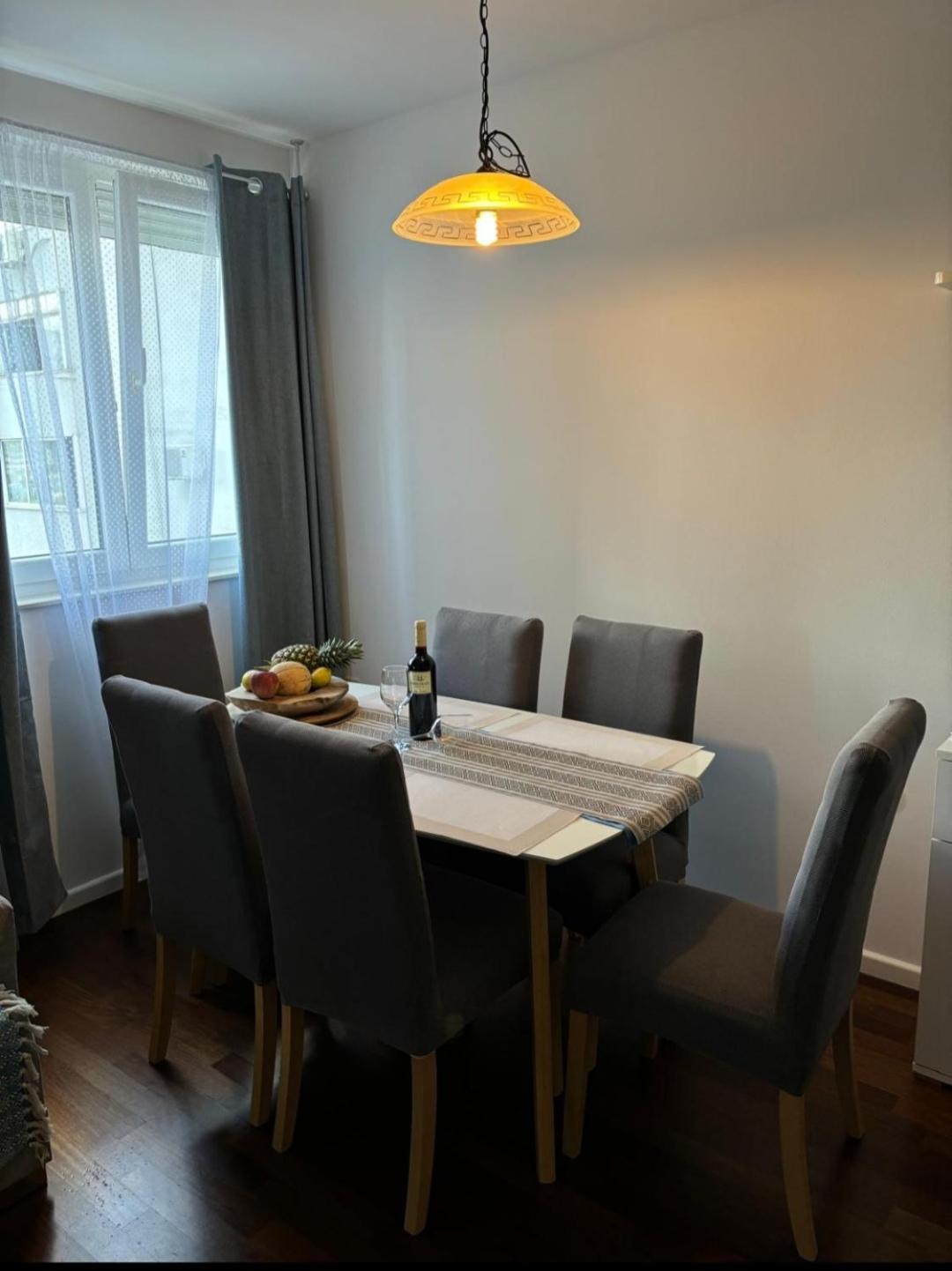 Bura Apartment *