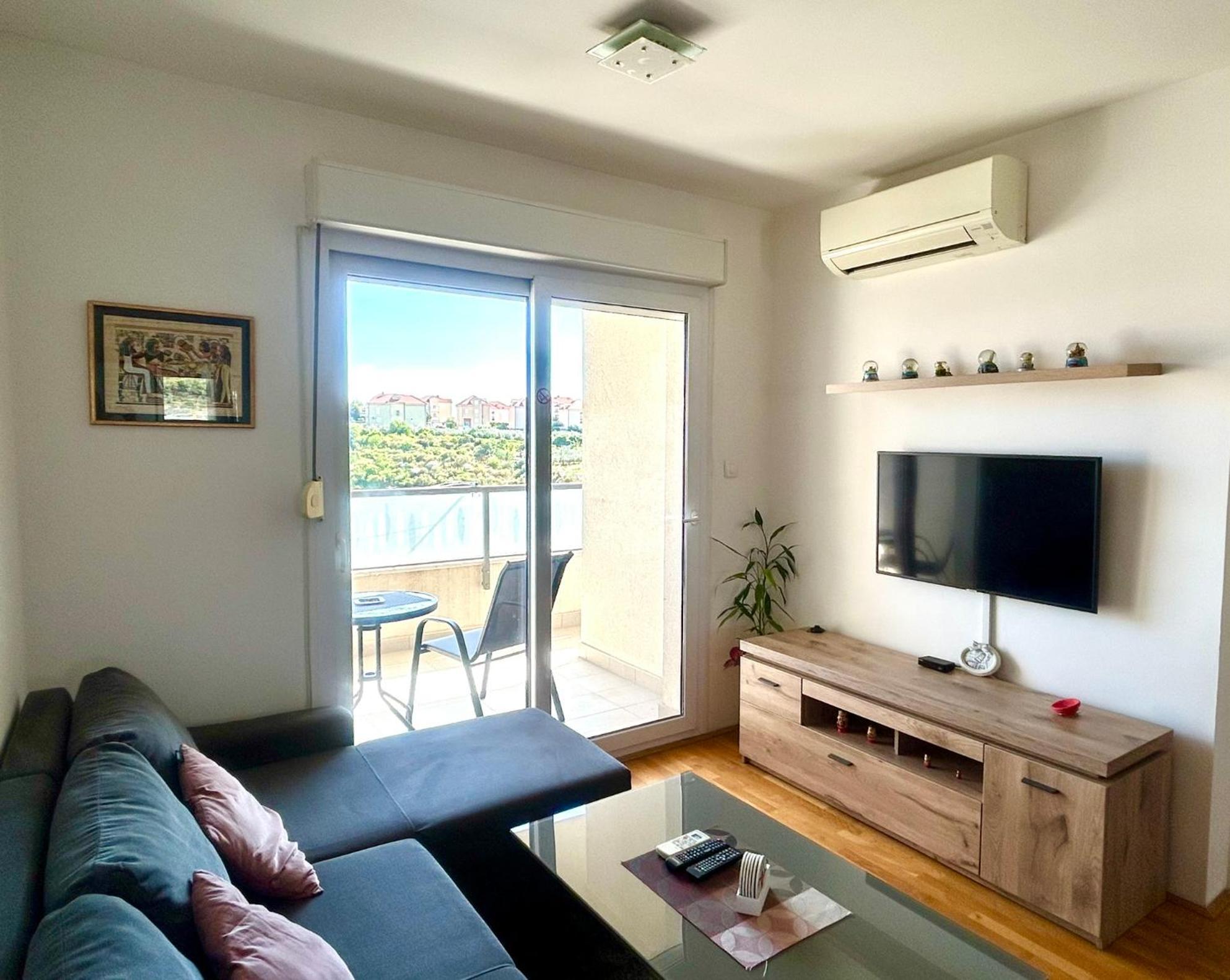 Tide Apartment *