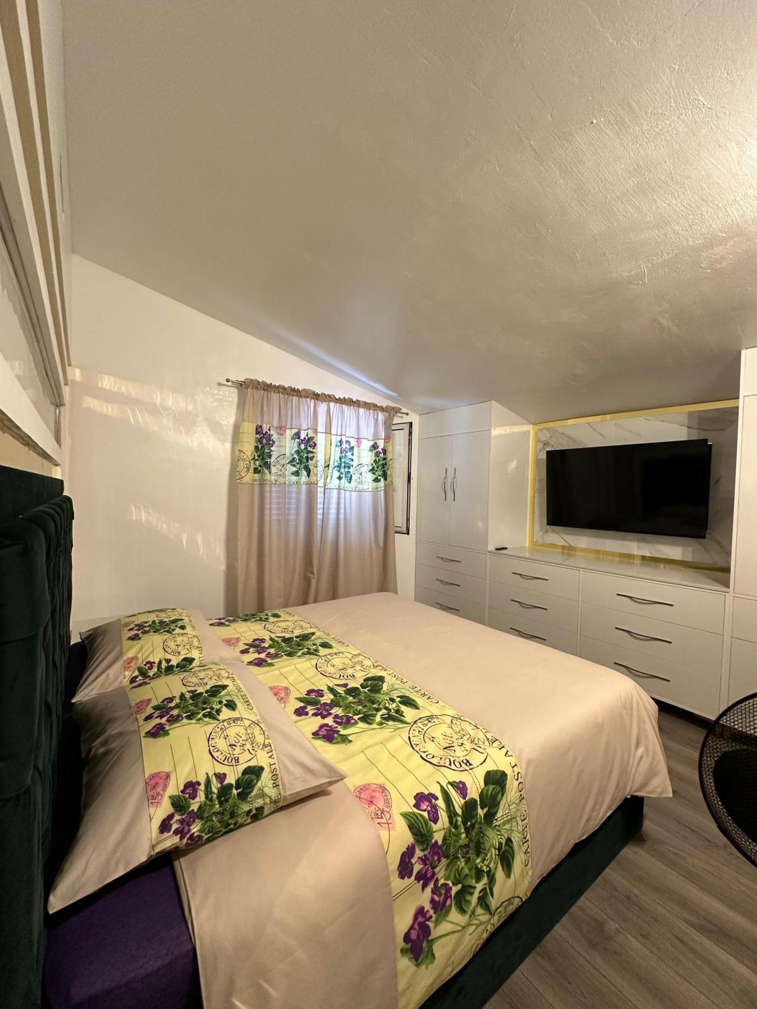 Sweet Apartment In Quiet Part Of Split Apartment