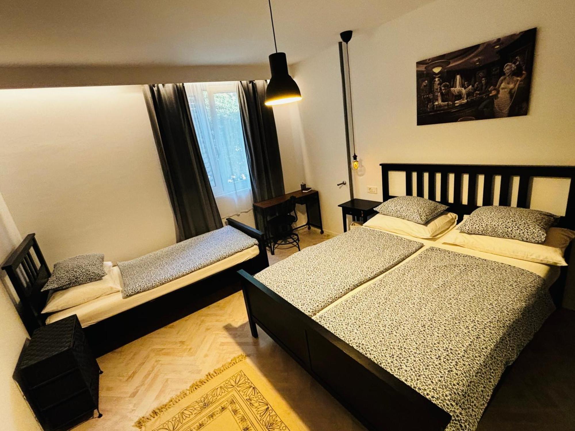 Right Place****cozy And Completely New *