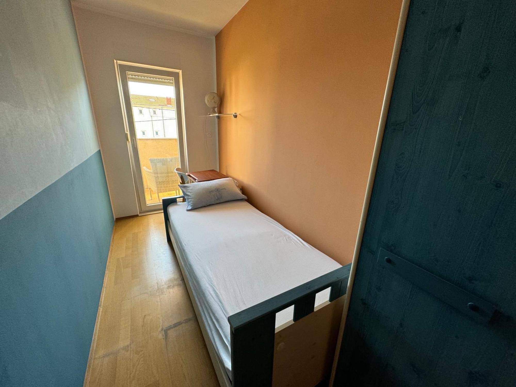 Attractive High Quality Friendly Apartment *